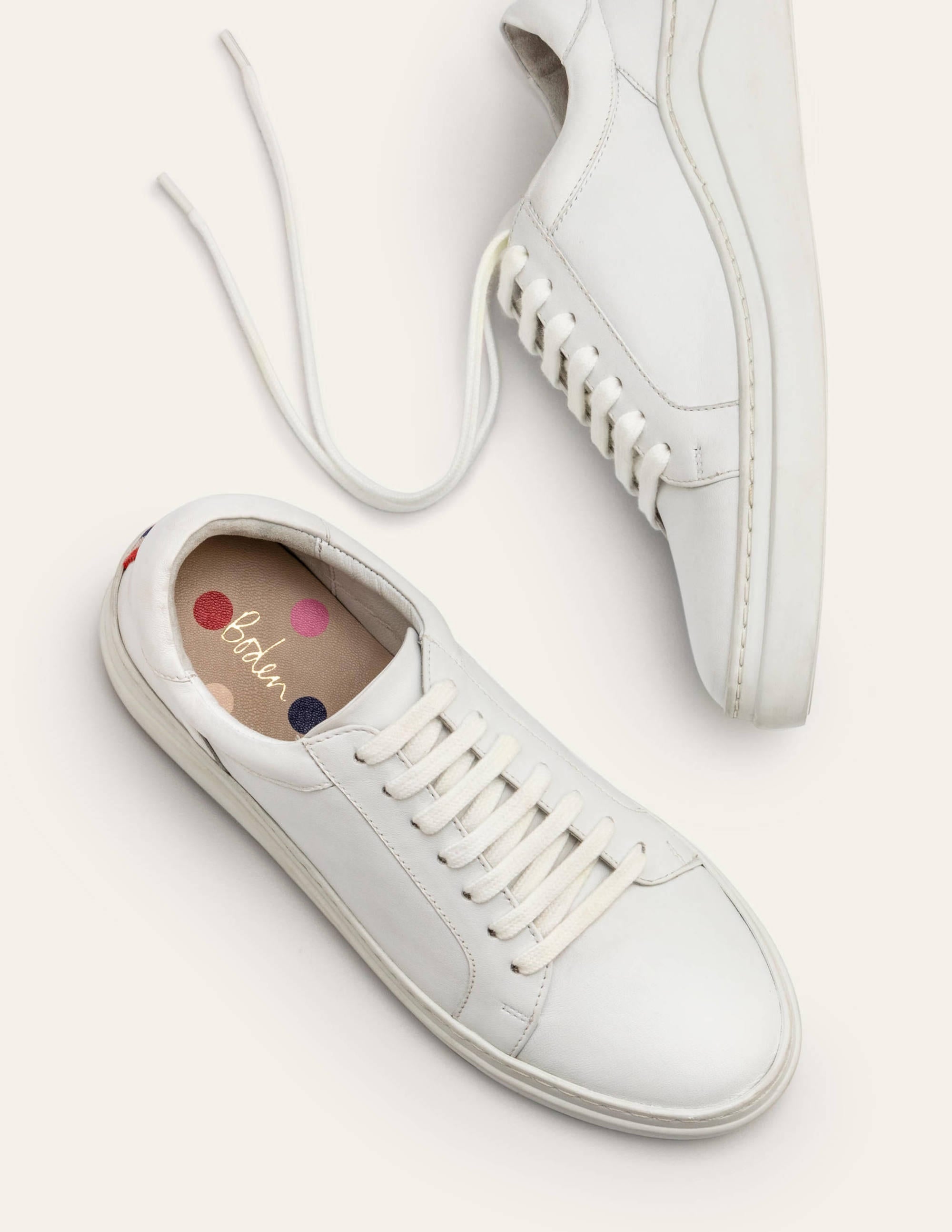Maria Bequeme Turnschuhe-Weiß - Image 1