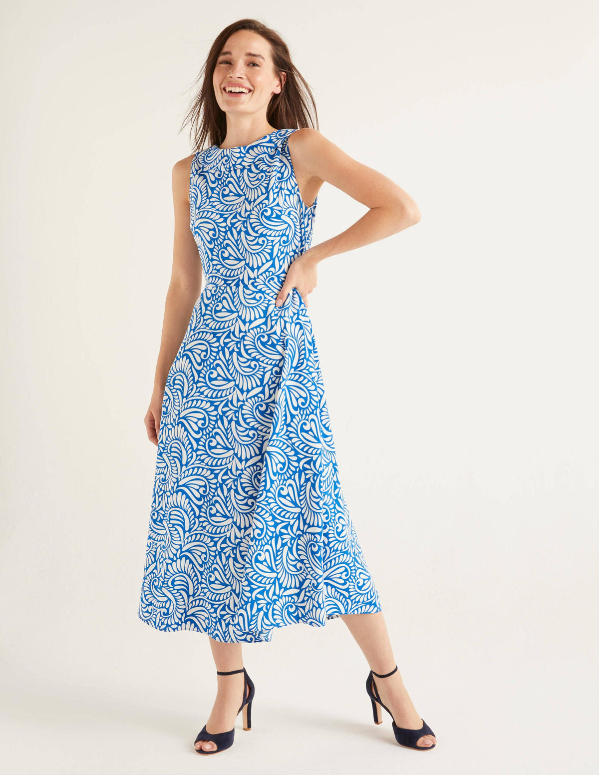 Clarissa Midikleid-Kräftiges Blau, Geschwungenes Farnmuster - Image 4