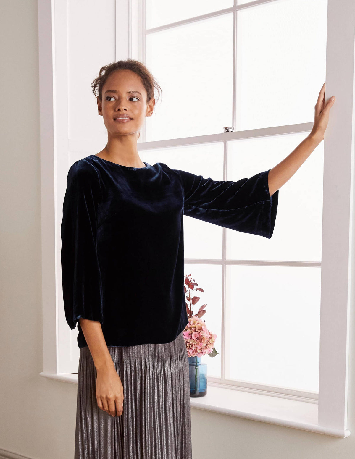 Kate Velvet Top-Navy-1