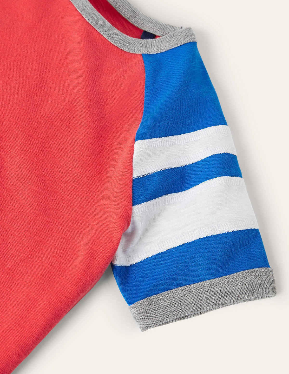 T-shirt raglan colourblock-Rouge tarte aux fraises/bleu - Image 3