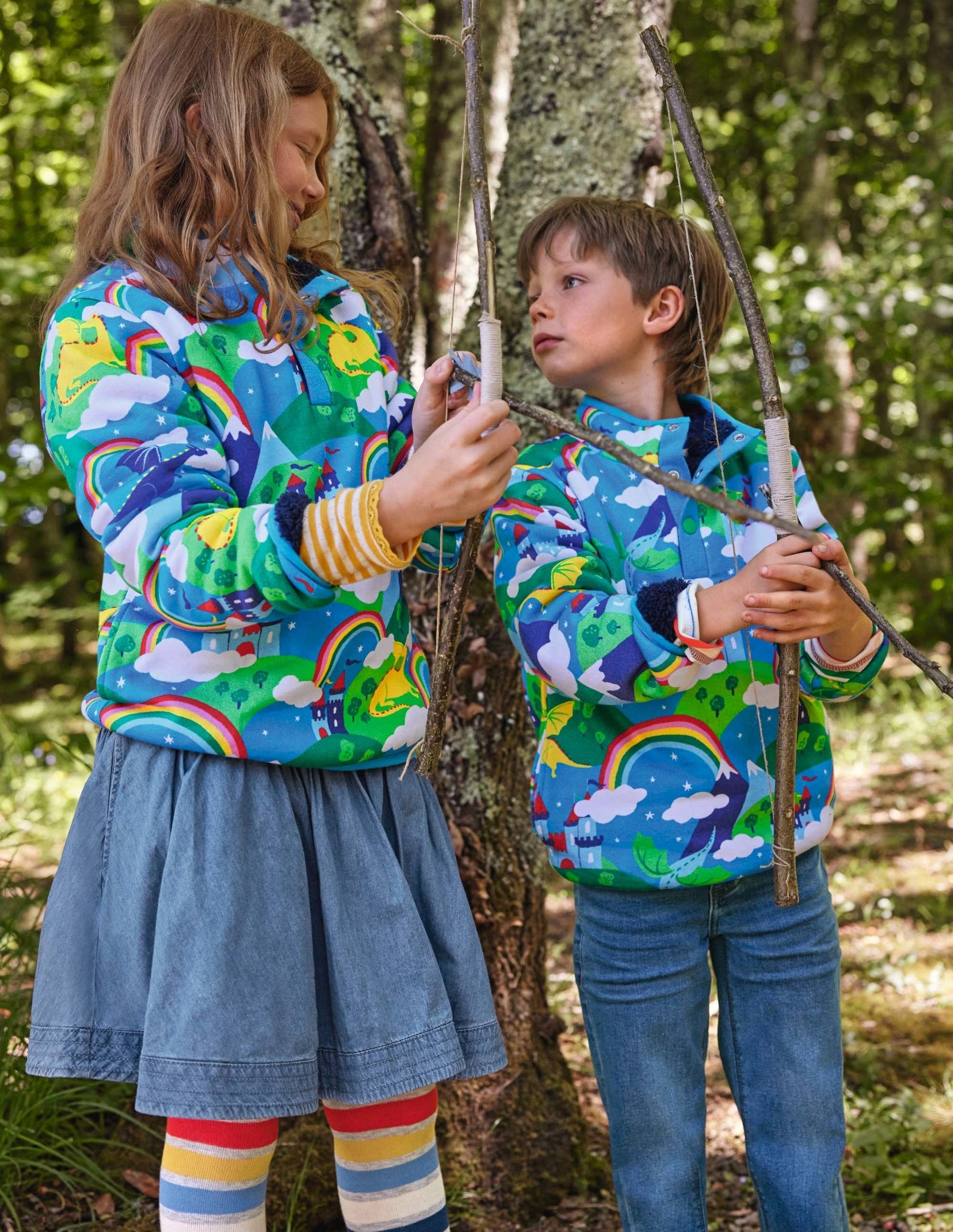 Wendbares Henley-Sweatshirt-Segelblau, Magisches Schloss-5
