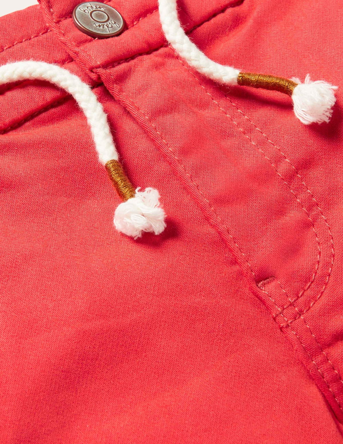 Schmal geschnittene Jersey-Jeans-Erdbeerkuchenrot-3