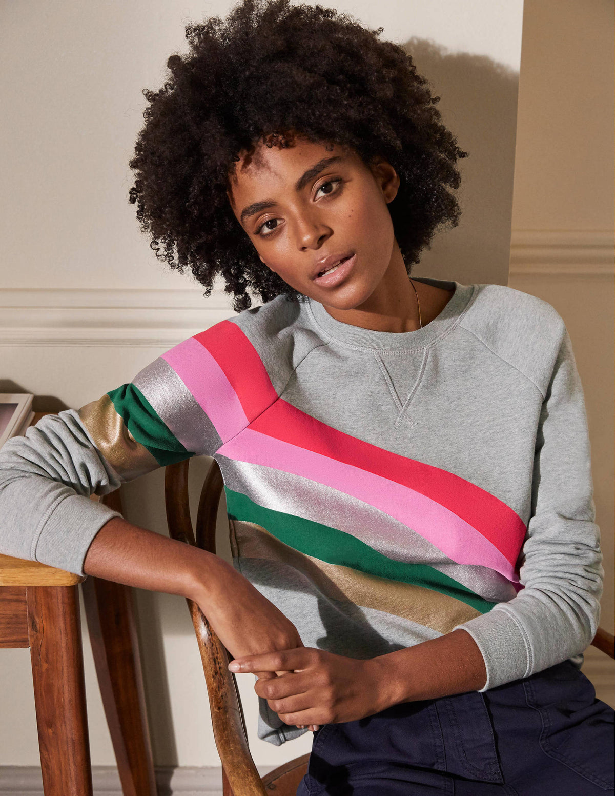 Gemustertes Sweatshirt aus Baumwolle-Grau Meliert, Platzierter Regenbogen-1
