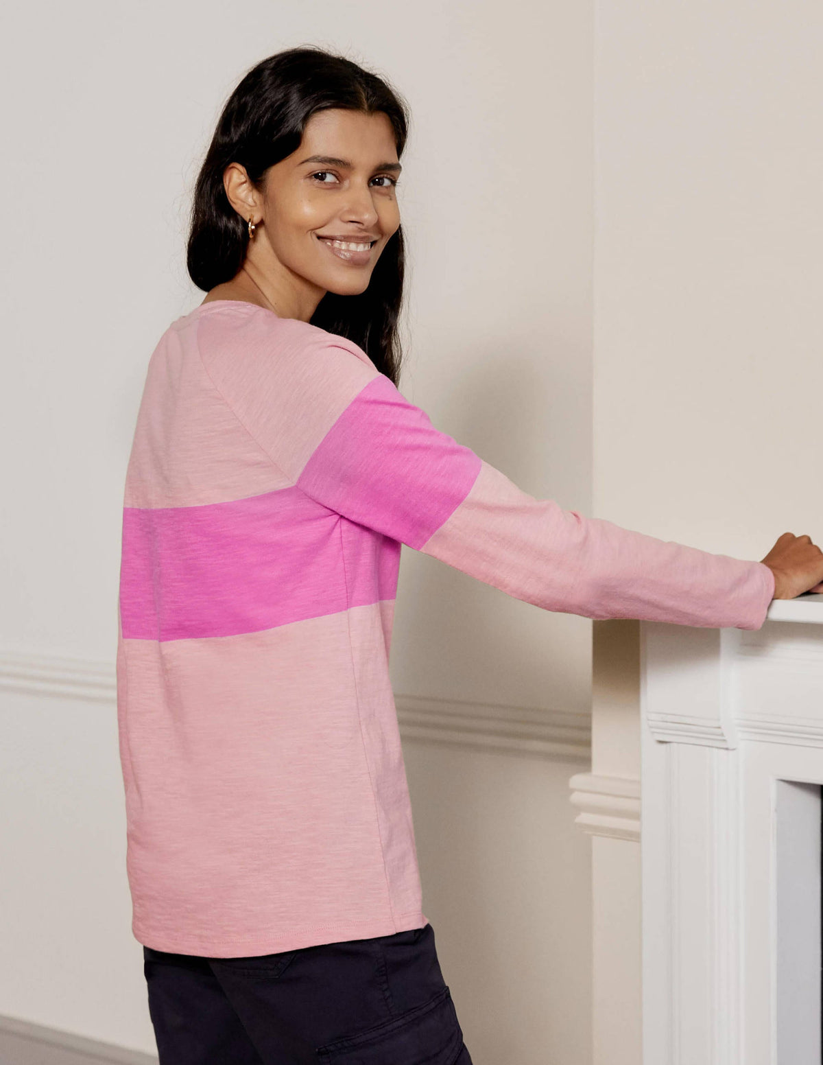 Lorna Jerseyoberteil im Baseball-Stil-Milchshake/Rosa, Gestreift - Image 3