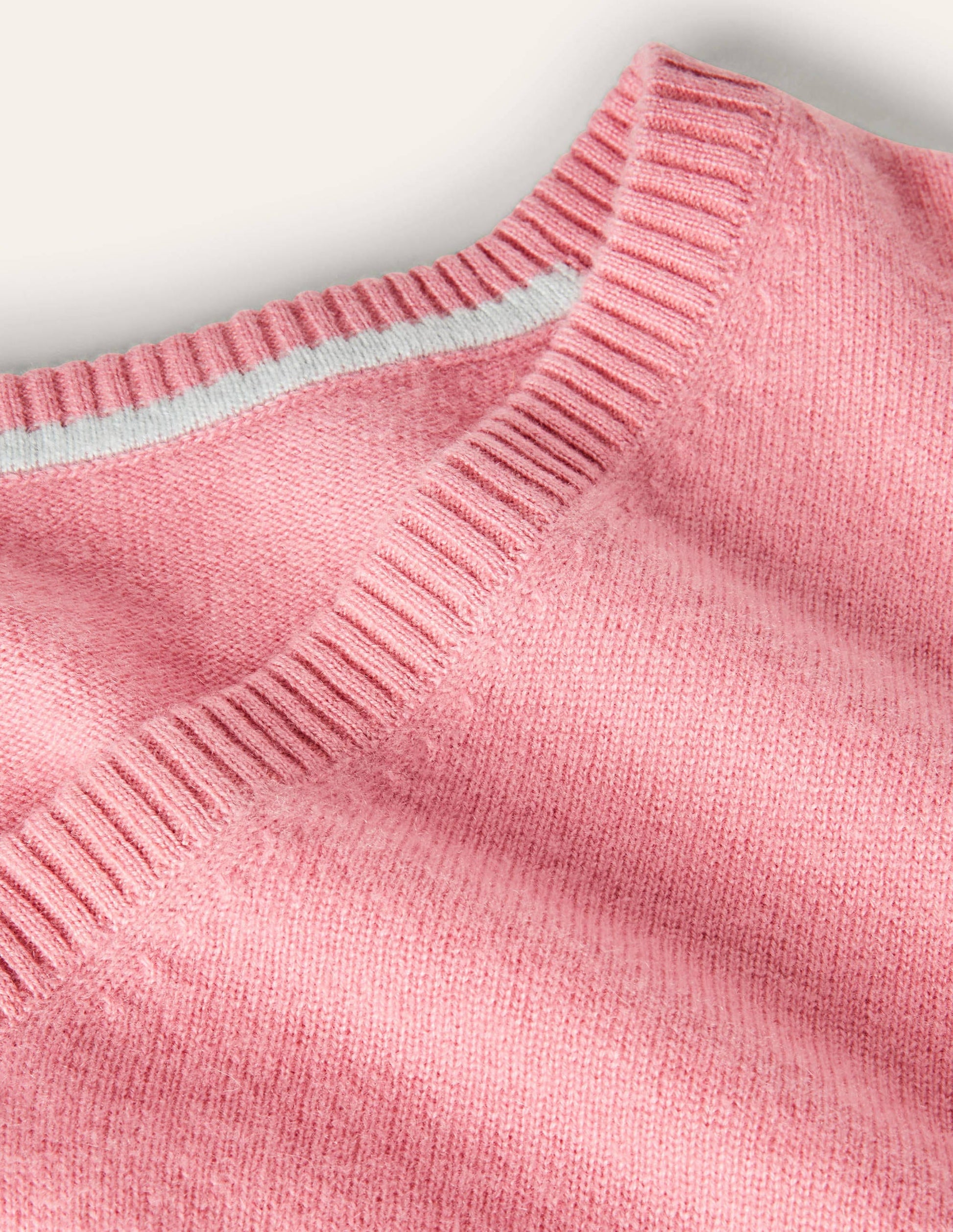 Lässiger Kaschmirpullover mit V-Ausschnitt-Kirschblütenrosa-7