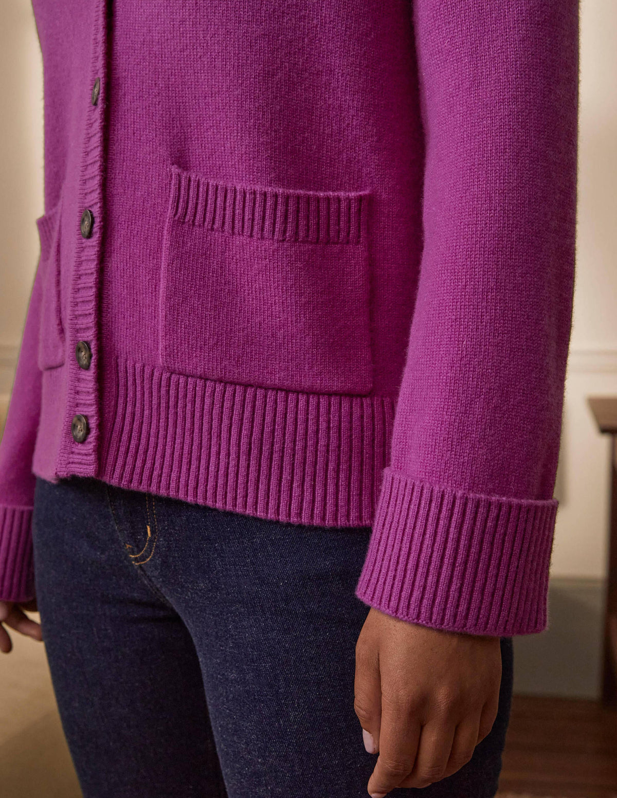 Kaschmircardigan mit Ärmelbündchen-Amethystviolett - Image 2