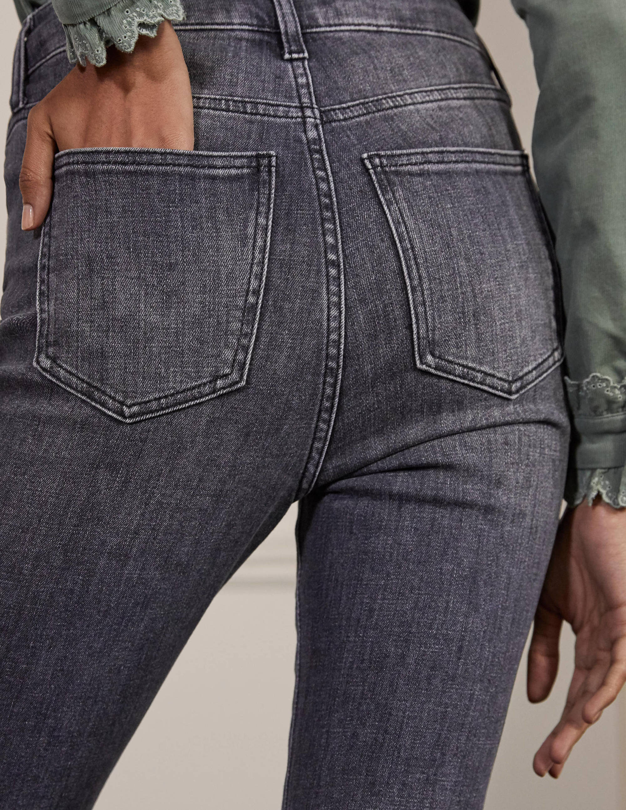 Röhrenjeans mit Knopfleiste-Authentisches Grau - Image 4