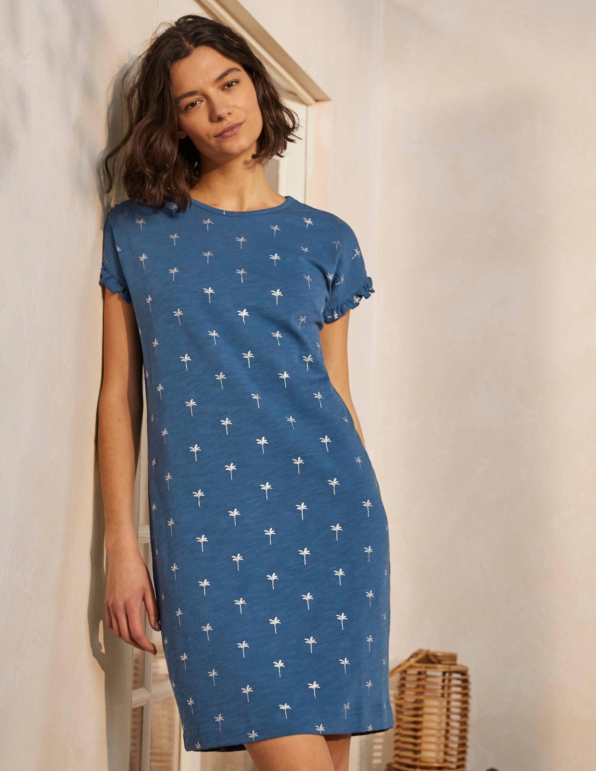 Robe T-shirt Faye en jersey-Bleu avion, motif Rainforest Stamp - Image 1
