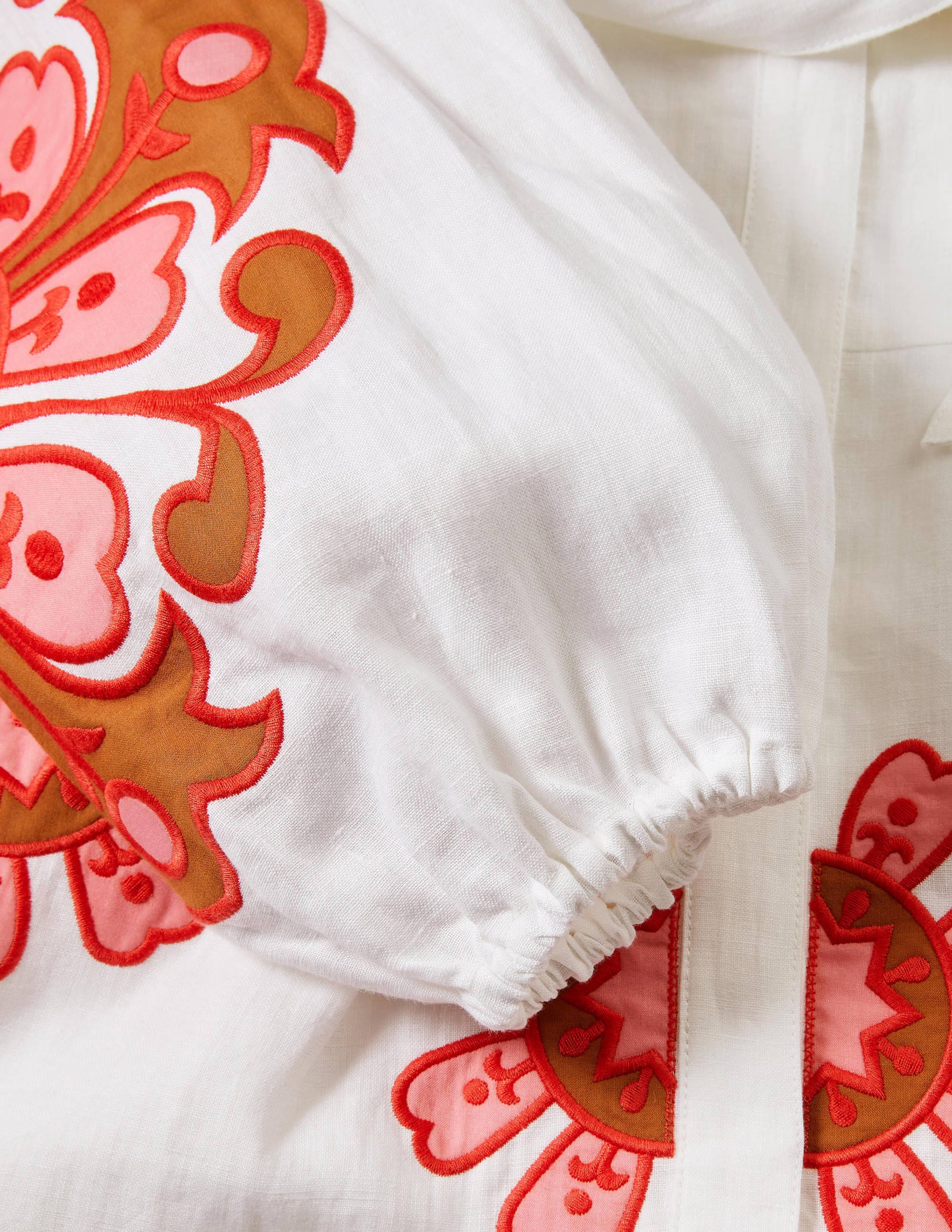 Robe Amber brodée en lin-Blanc - Image 5