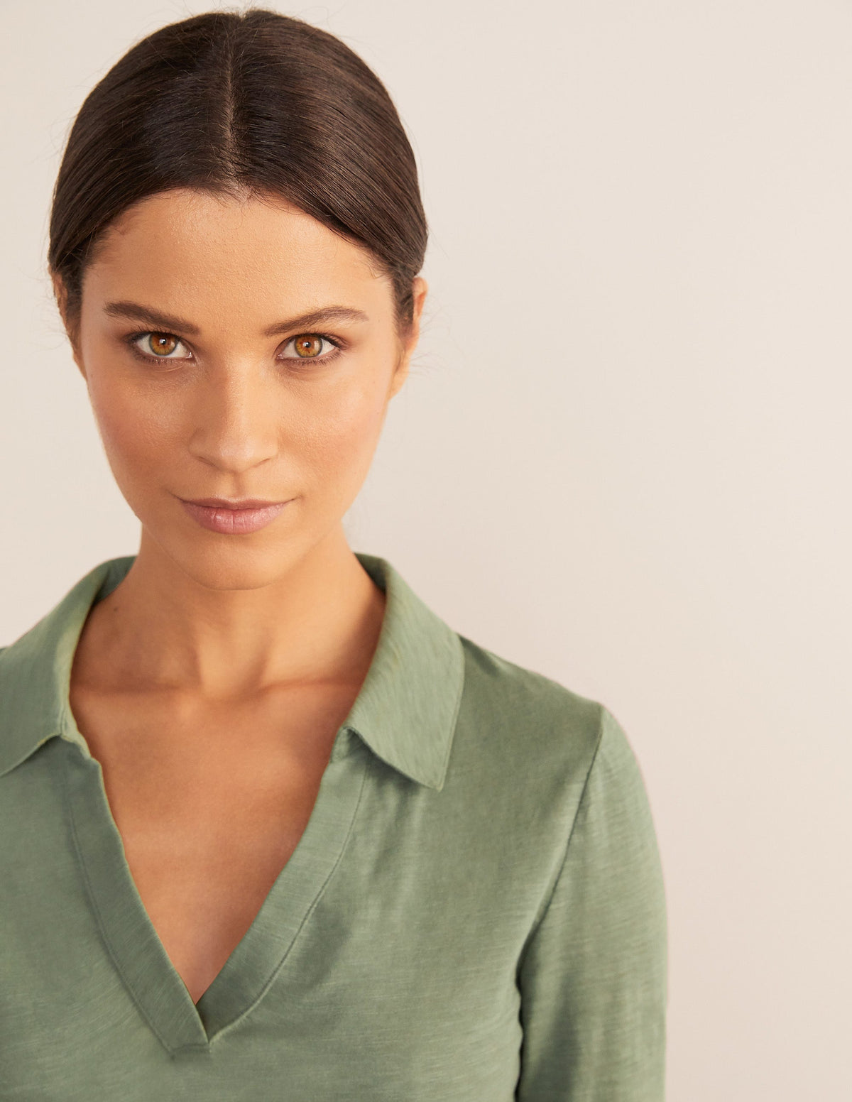 The Cotton Collar Notch Tee-Alder - Image 4