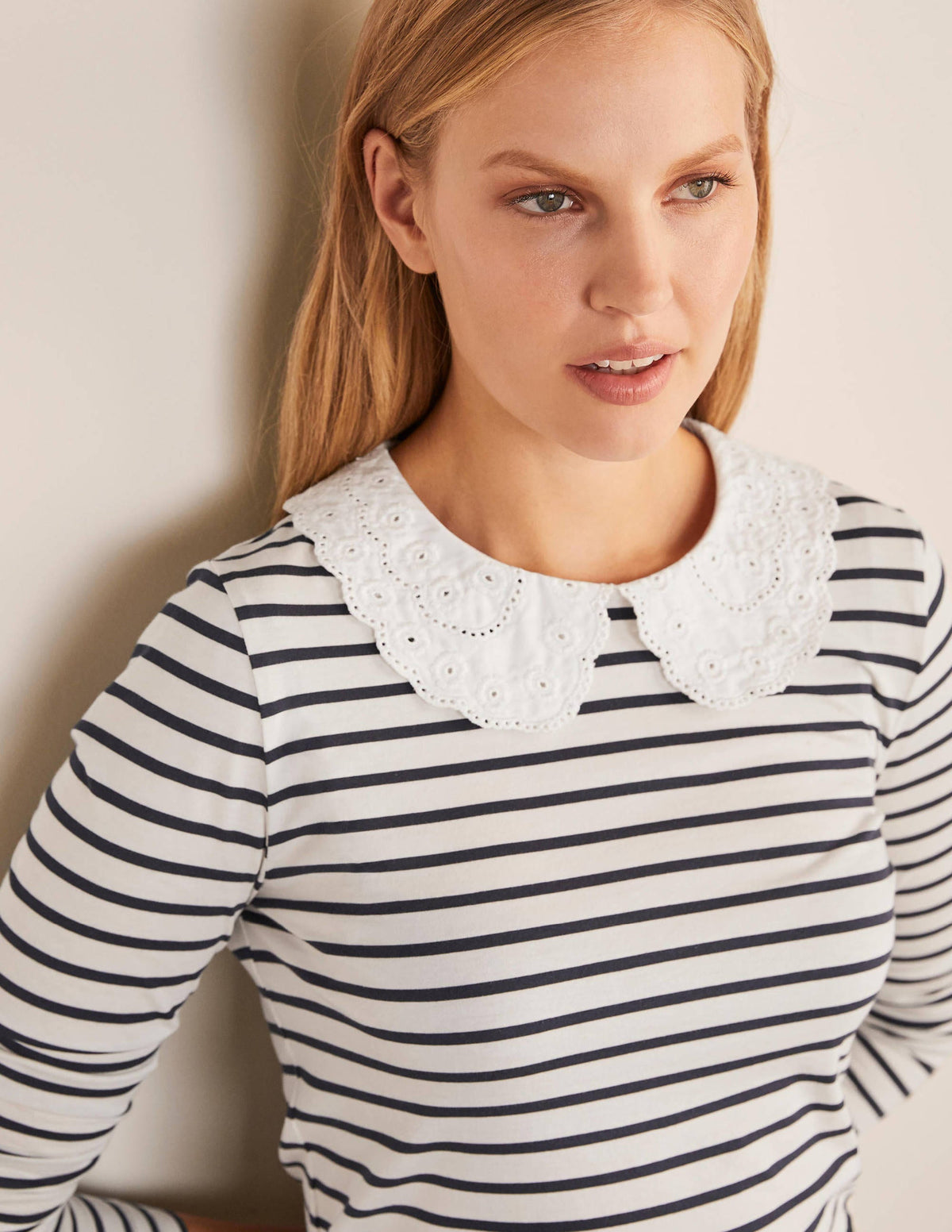 Kathleen Jerseyoberteil-Naturweiß/Navy - Image 4