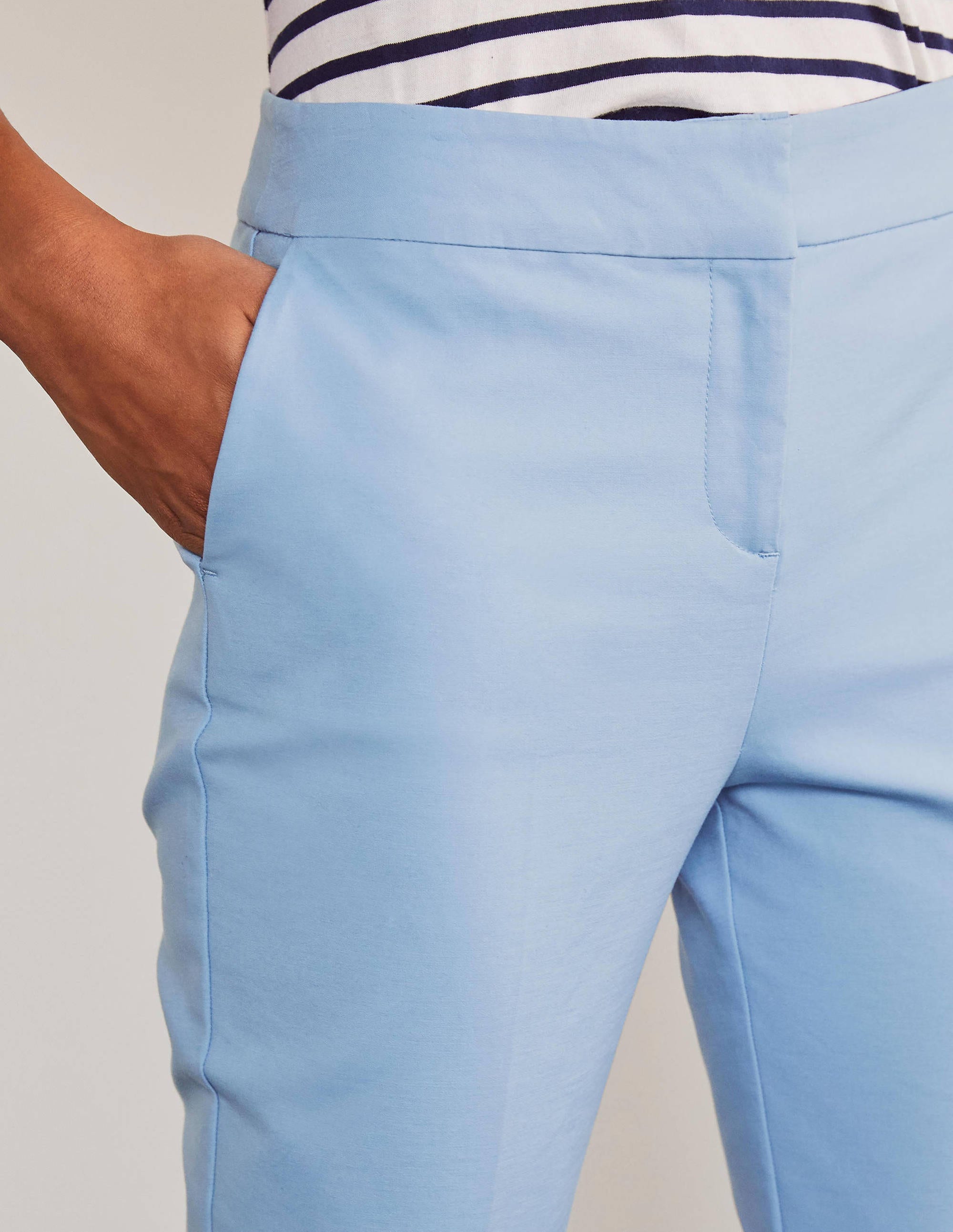 Richmond Hose-Blassblau - Image 3