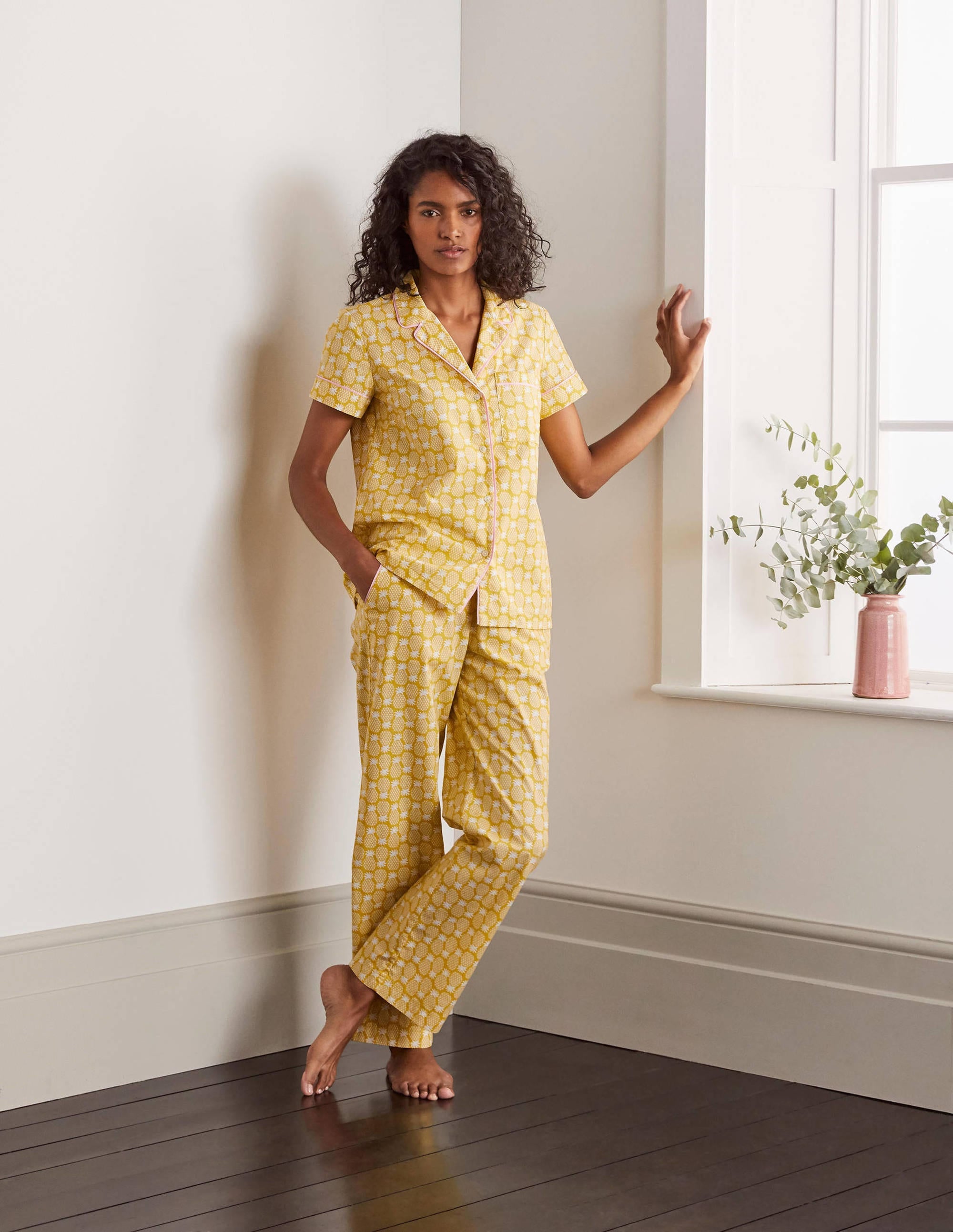 Phoebe Pyjamaoberteil-Schwefelgelb, Geometrisches Ananasmuster - Image 1