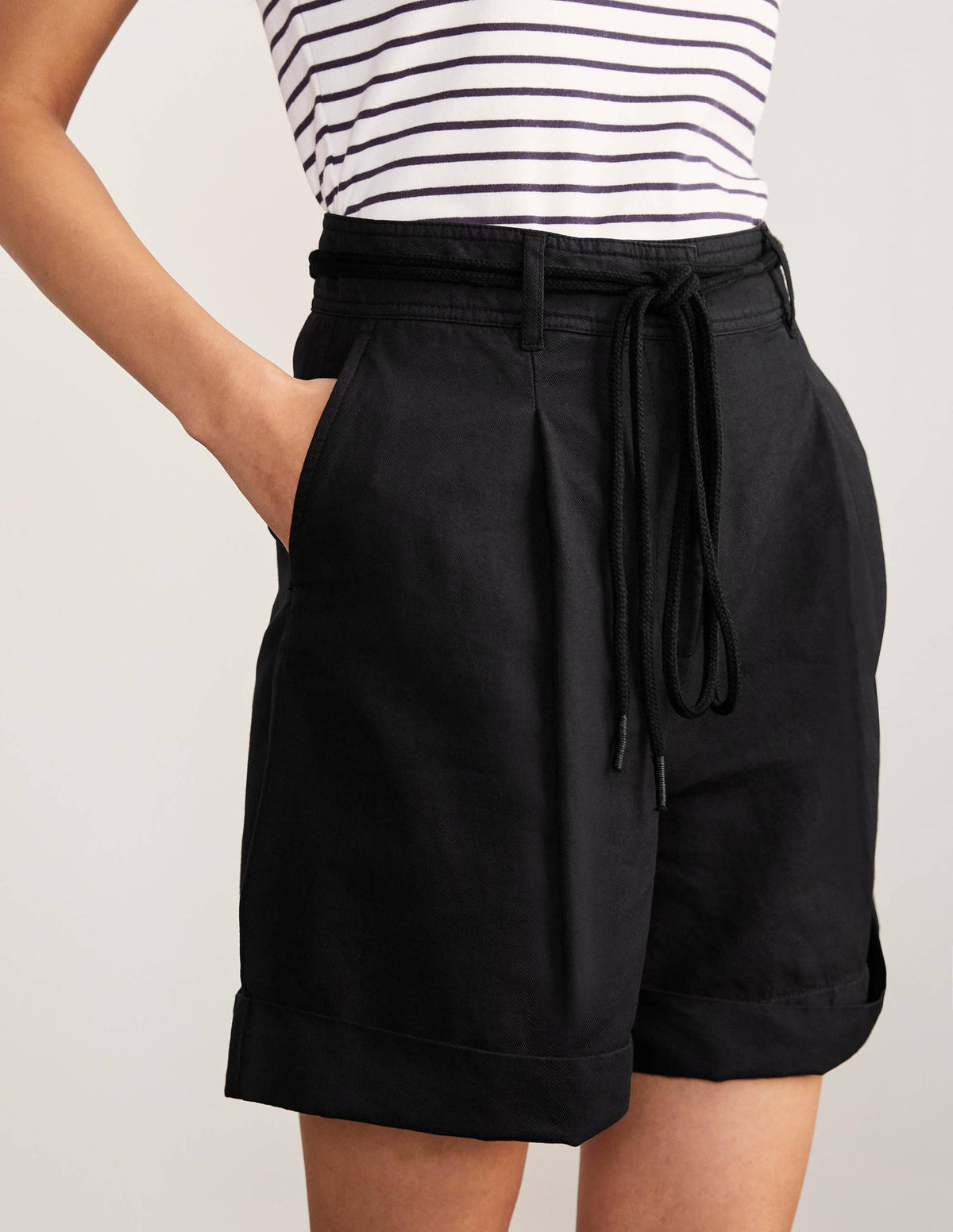 Portree Shorts-Schwarz-3