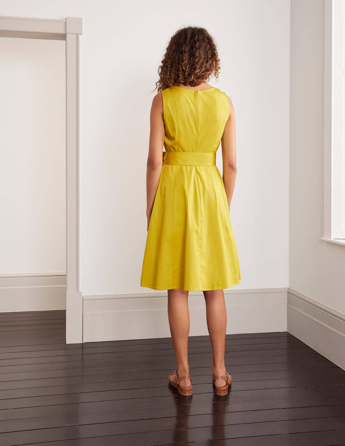 Mischa Kleid mit Gürtel-Schwefelgelb-2