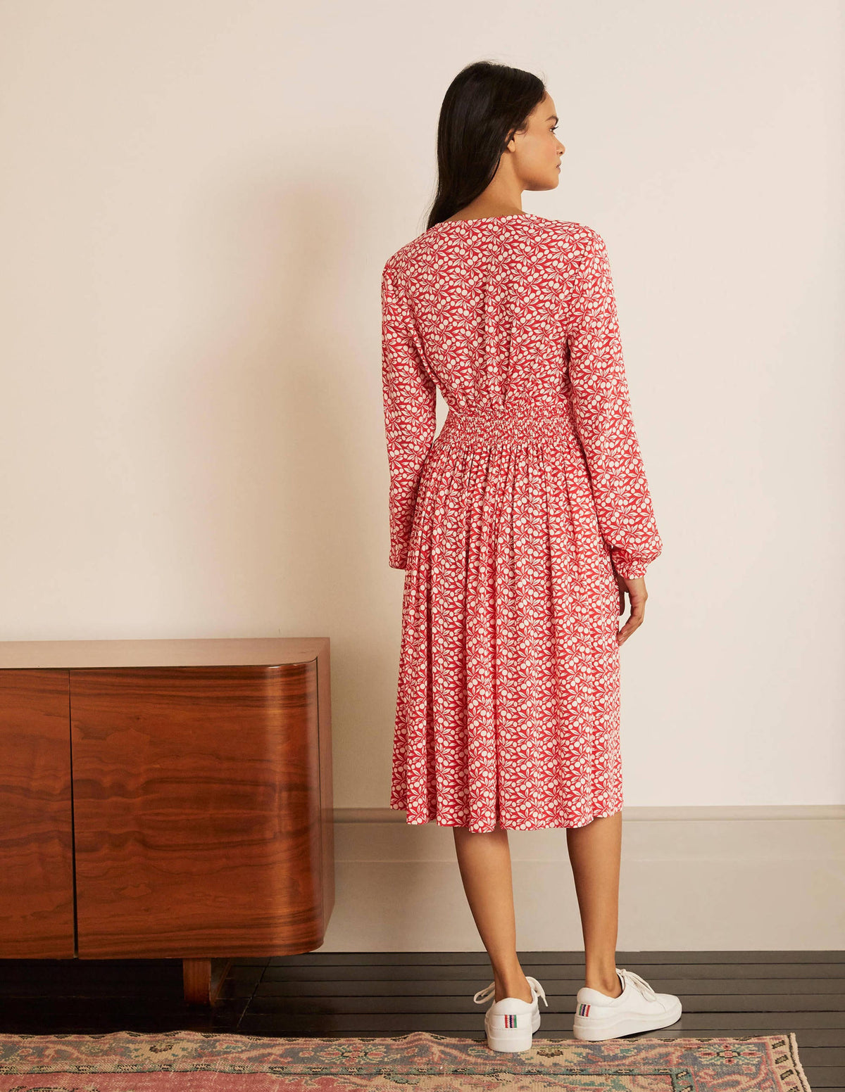 Robe Susannah à smocks-Rouge cerise, motif Berry Branch-2
