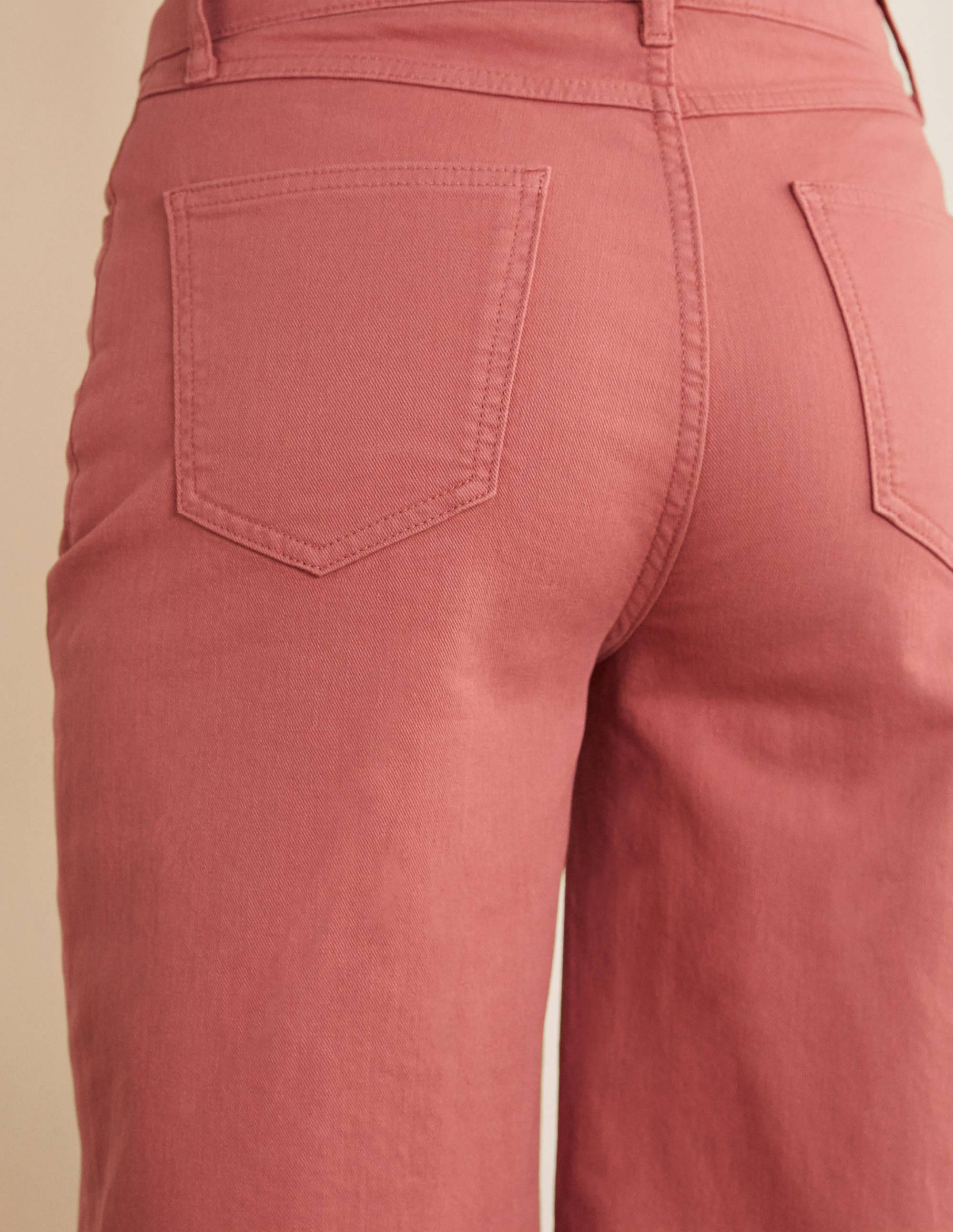Jeans mit weitem Bein und Hornoptik-Knöpfen-Staubrot - Image 4
