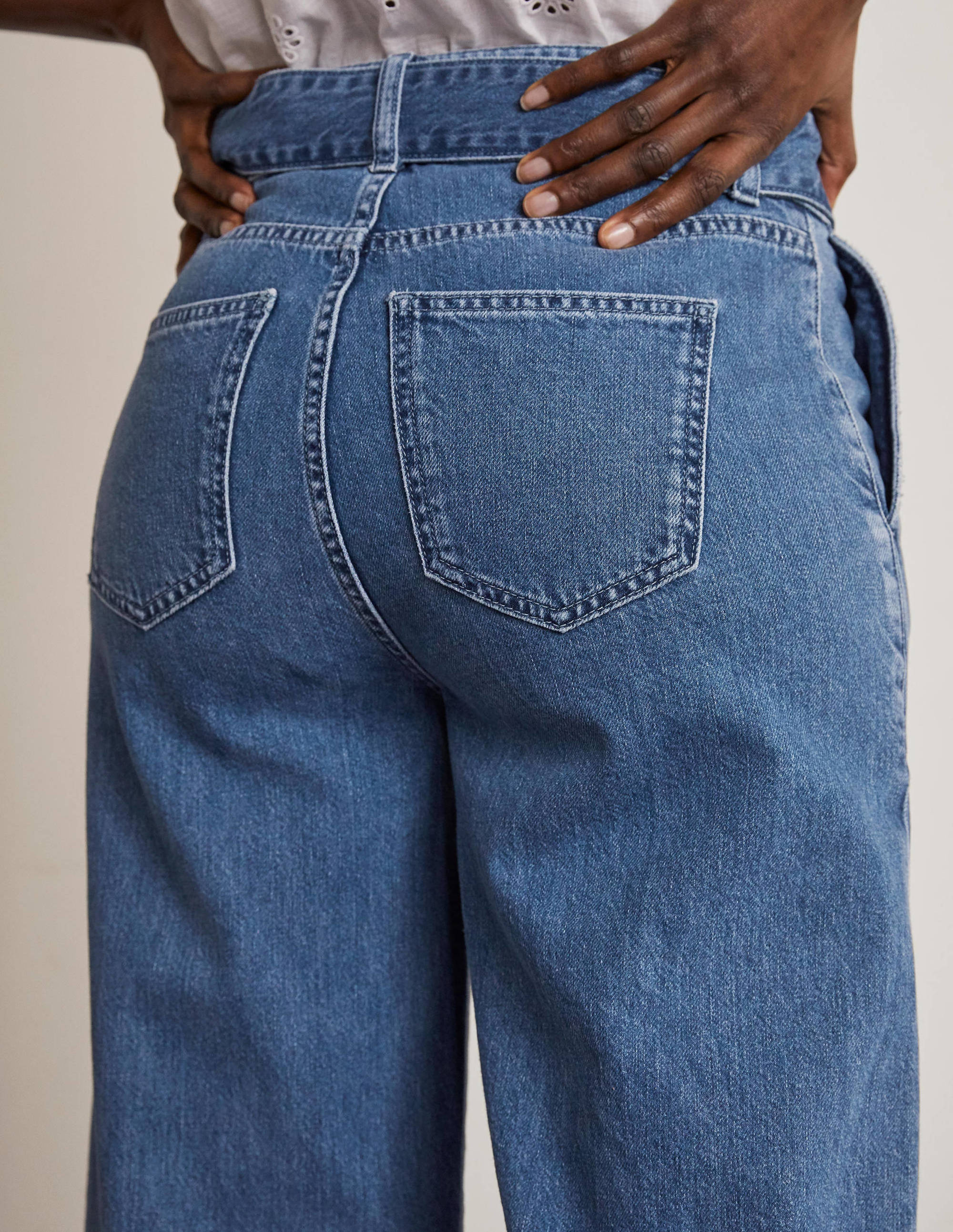 Jeans mit weitem Bein und Gürtel-Helles Vintageblau - Image 4