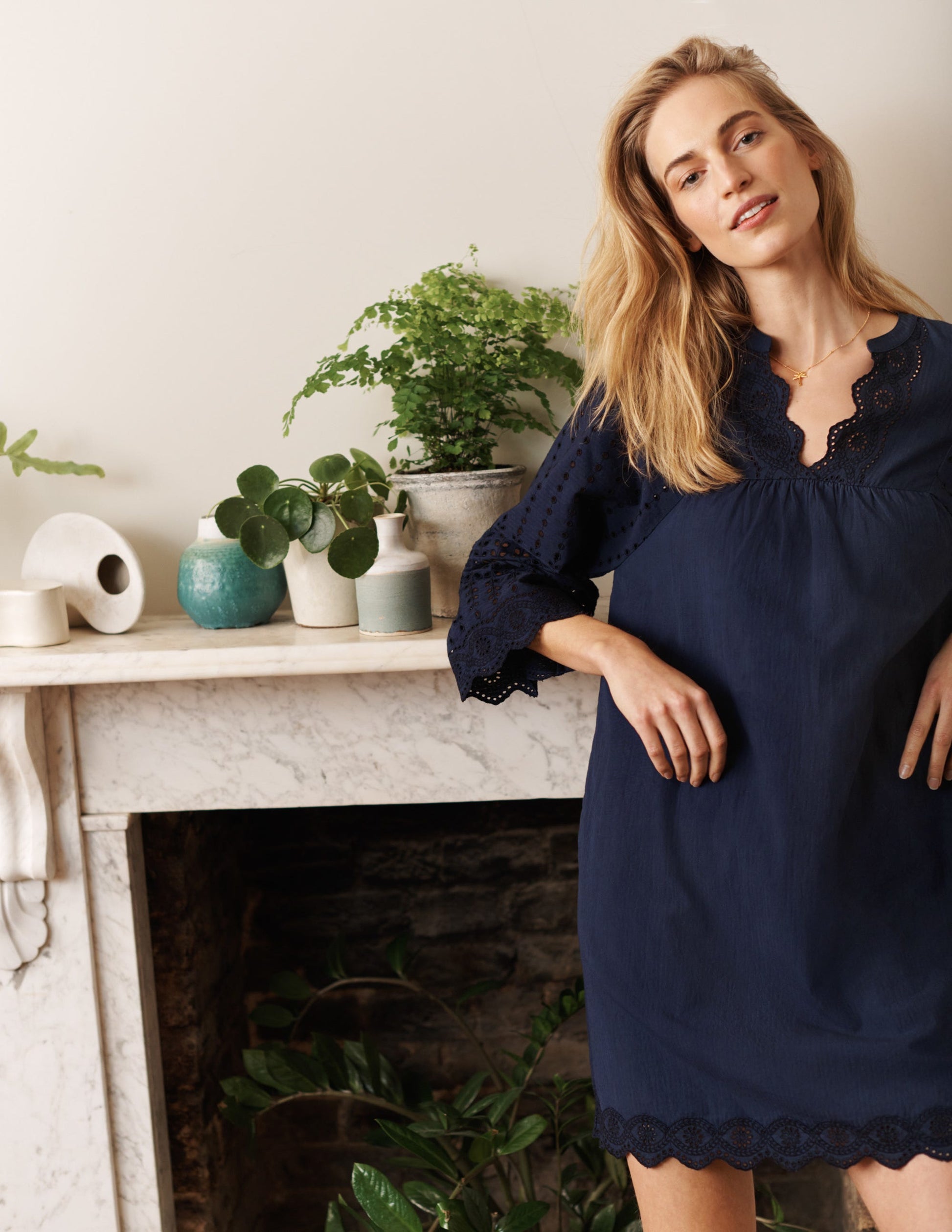 Erin Baumwollkleid mit Lockstickerei-Marineblau-4