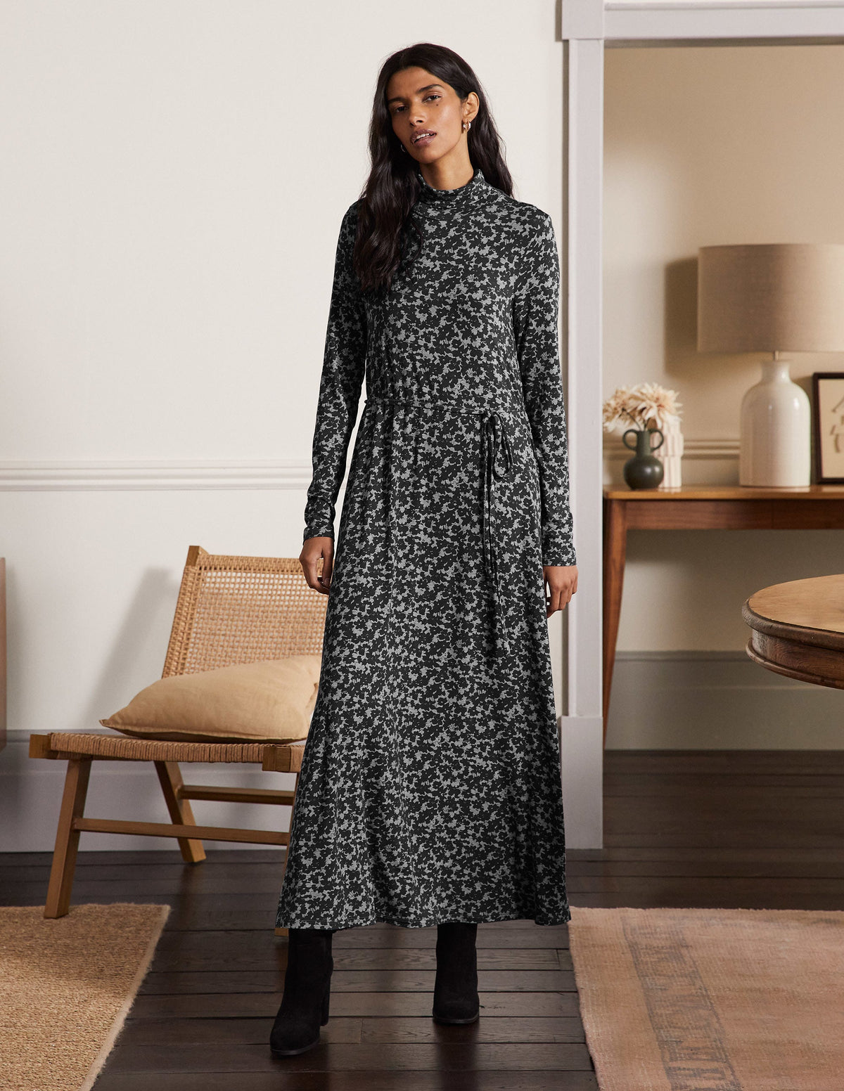 Jersey-Midikleid mit Rollkragen-Grau Meliert, Camouflage-Blumenmuster - Image 4