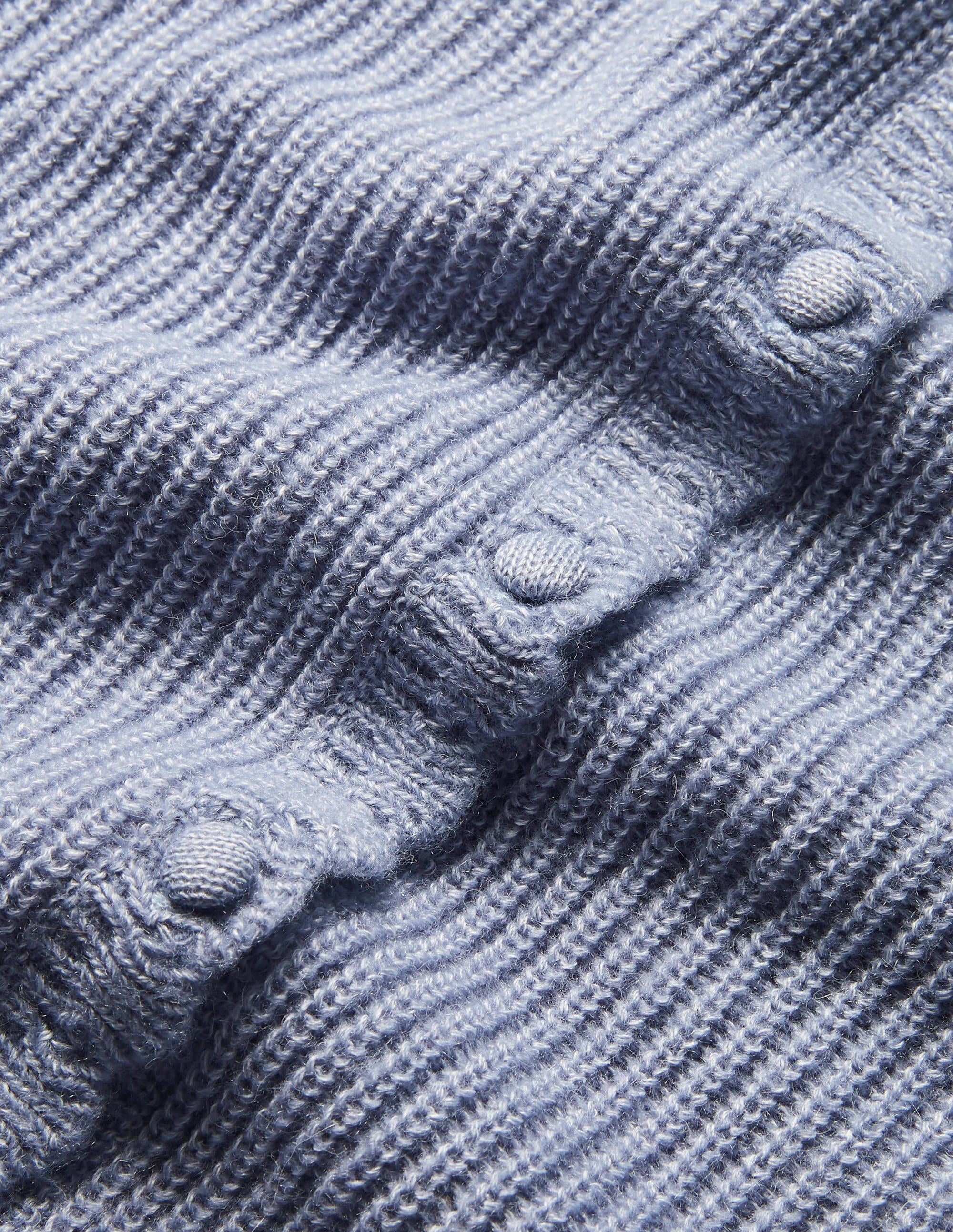 Ella Flauschiger Cardigan mit Muschelsaum-Flussblau - Image 6