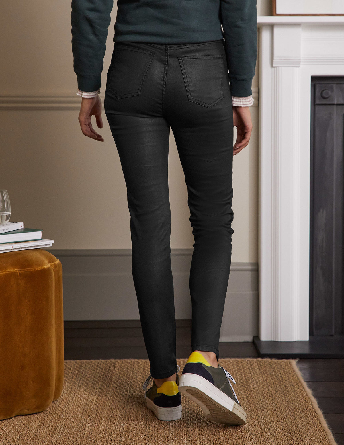 Röhrenjeans mit Knopfleiste-Schwarz, Gewachst - Image 3