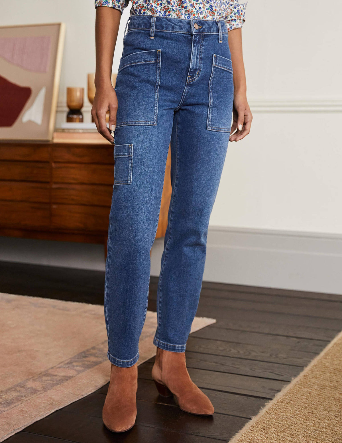Schmal zulaufende Jeans mit aufgesetzten Taschen-Mittleres Vintageblau - Image 3