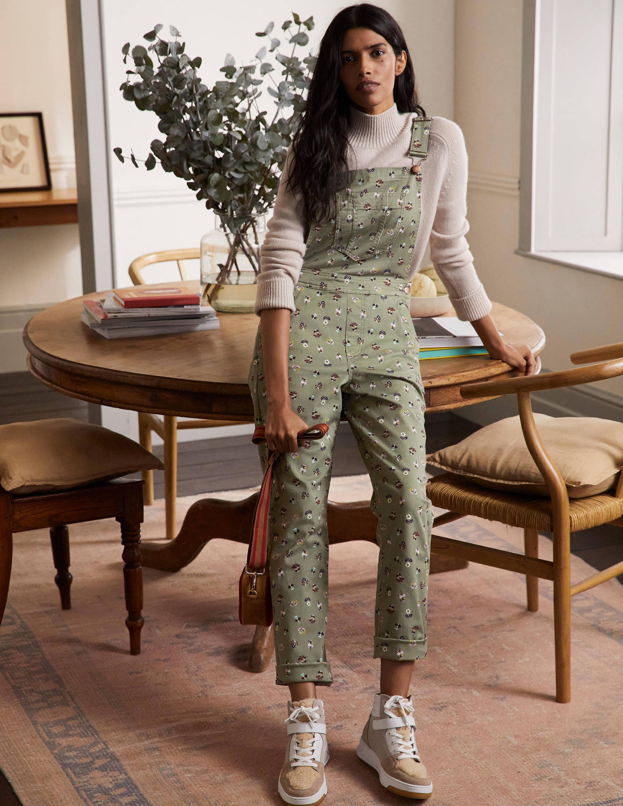 Salopette girlfriend-Kaki pâle, motif Dainty Floral - Image 4