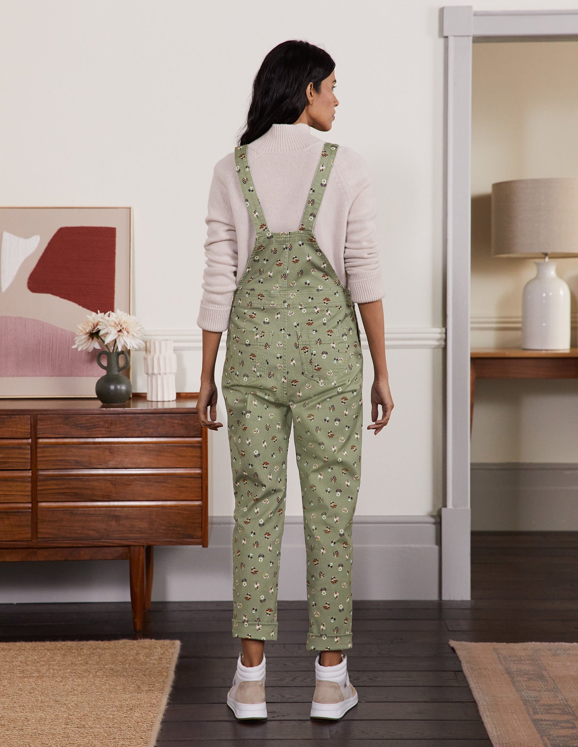 Salopette girlfriend-Kaki pâle, motif Dainty Floral-2