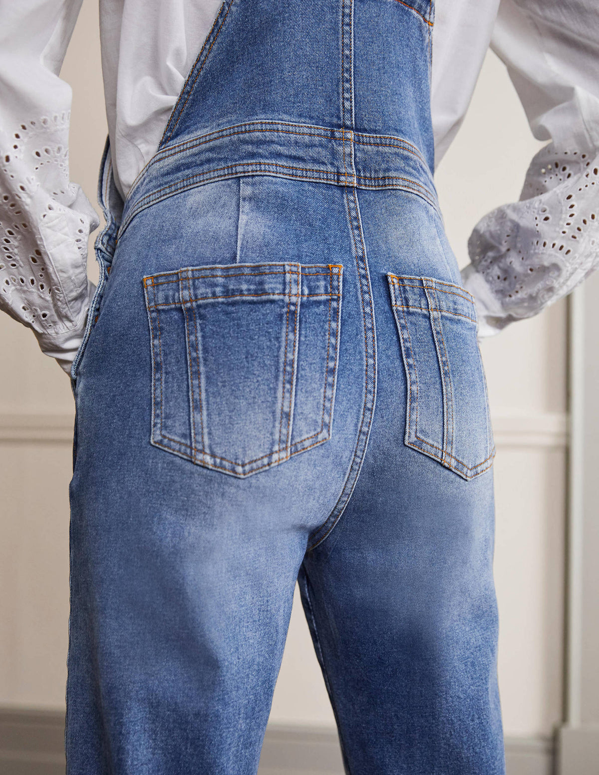 Girlfriend-Latzhose-Mittleres Vintageblau-5