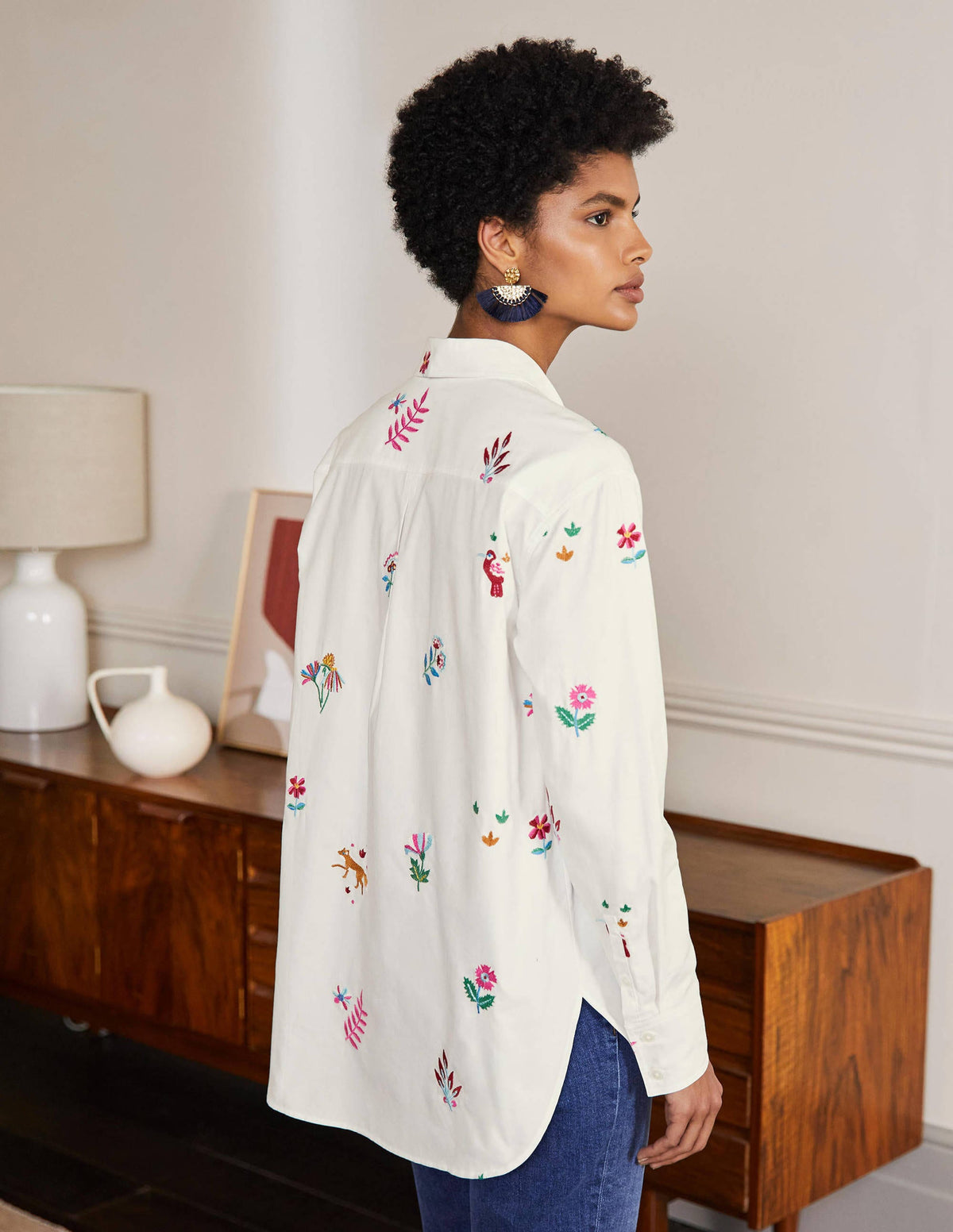 Agnes Oversize-Hemd-Weiß, Stickerei-2