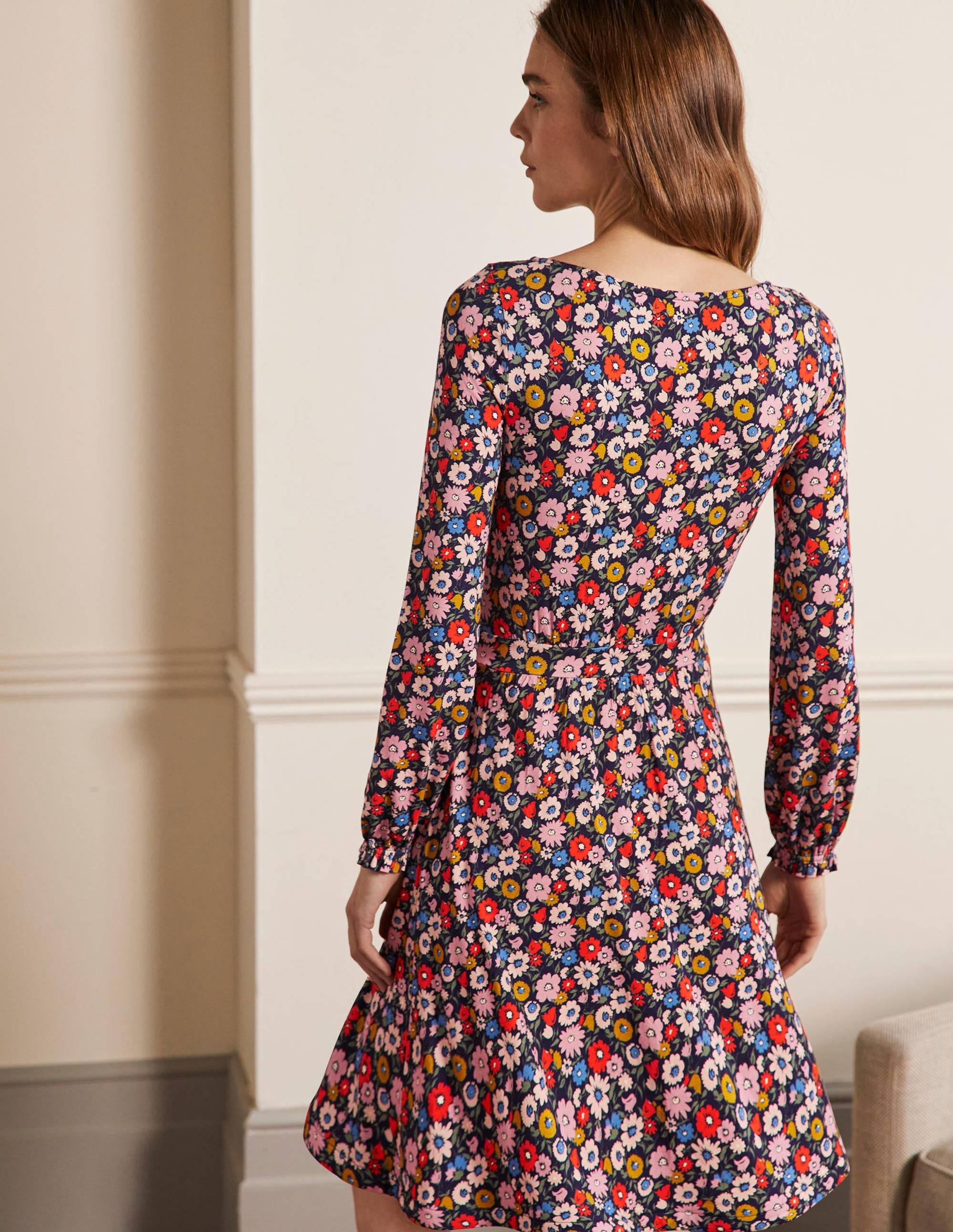 Robe midi Evelyn en jersey-Bleu marine foncé, motif Elegant Bloom - Image 3