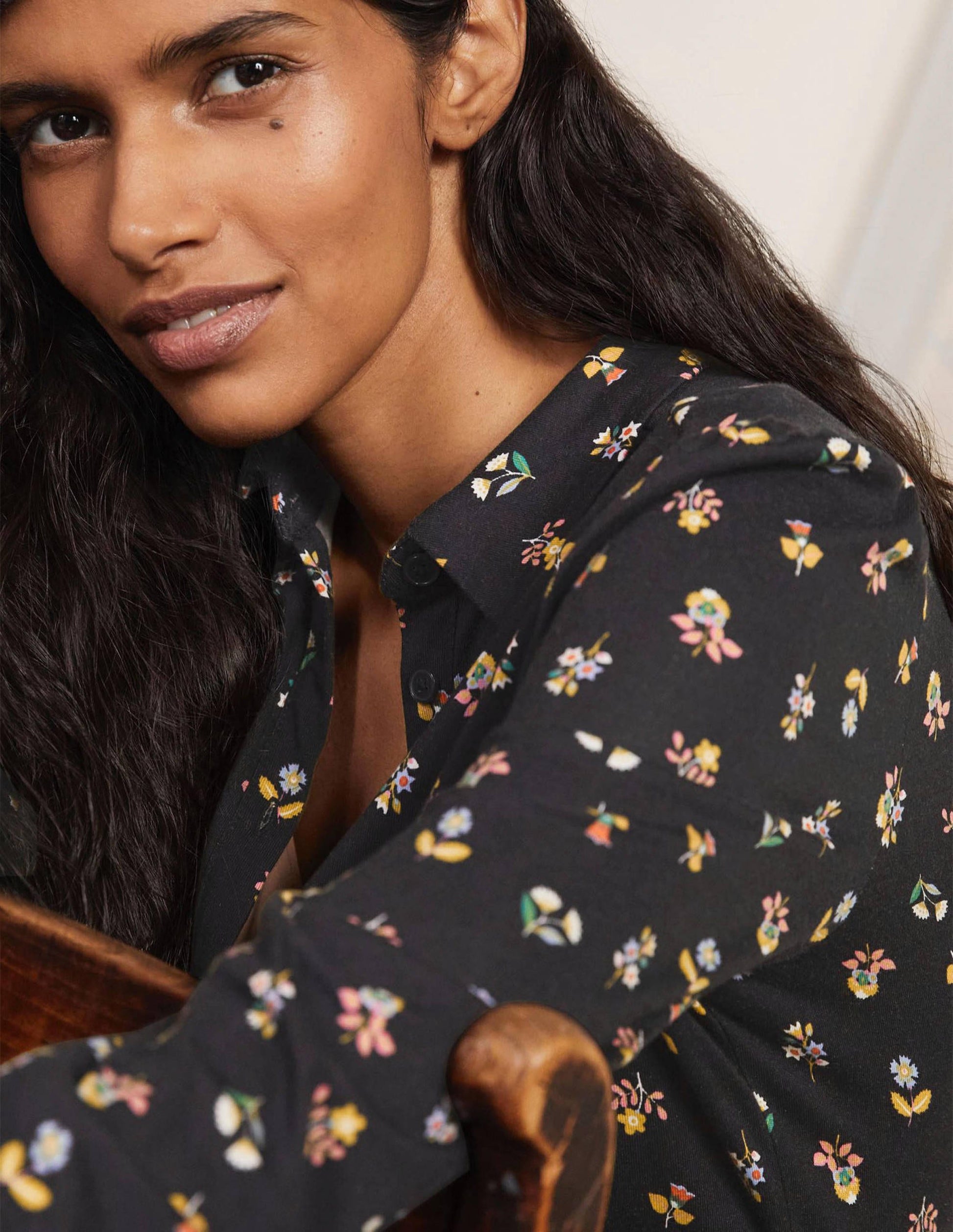 Robe-chemise Alma en jersey-Noir, motif Dainty Floral-2