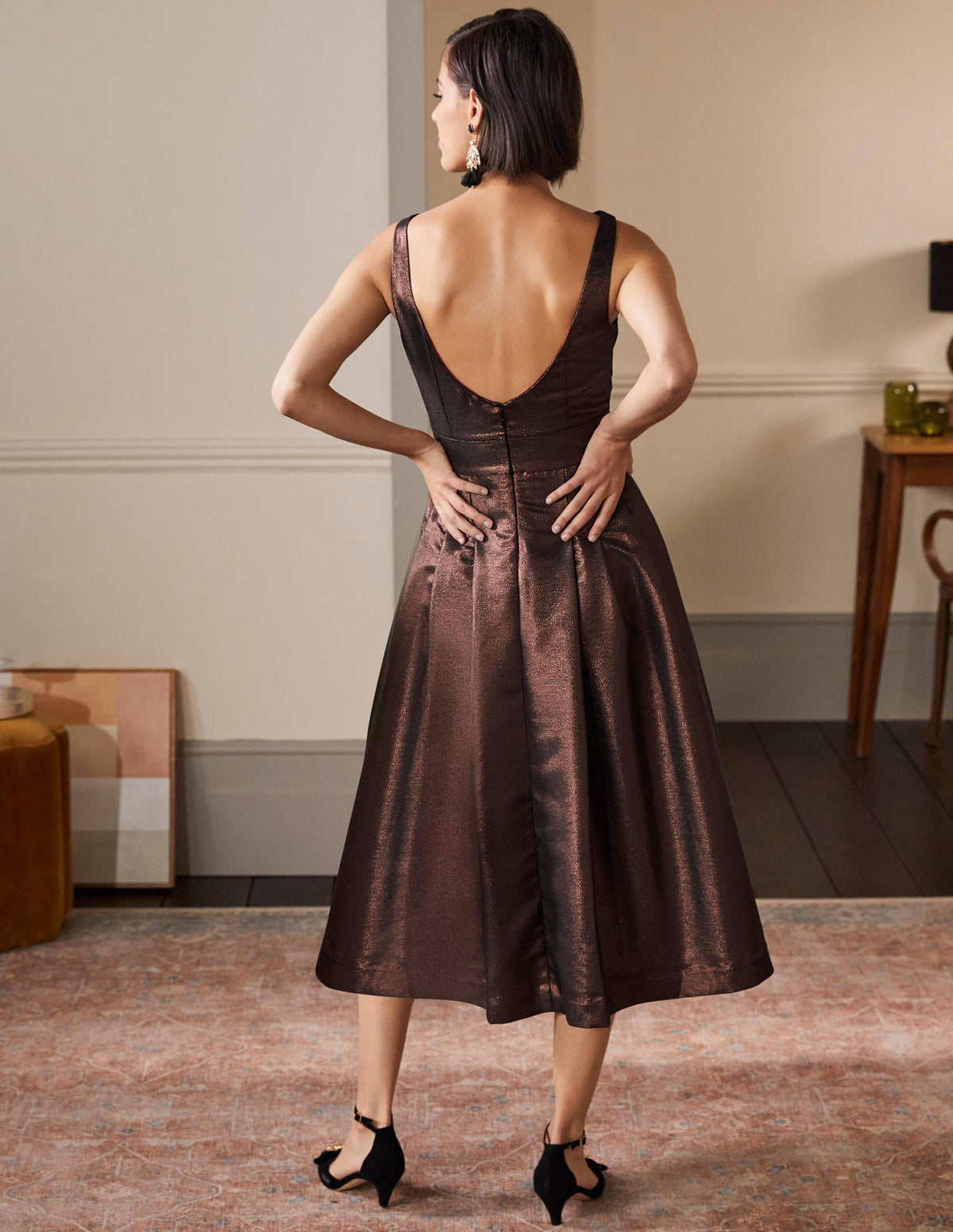 Tailliertes Kleid mit ausgestellter Passform und Rundausschnitt-Bronze, Lurex - Image 3