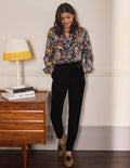 Samthose mit Bündchen-Schwarz