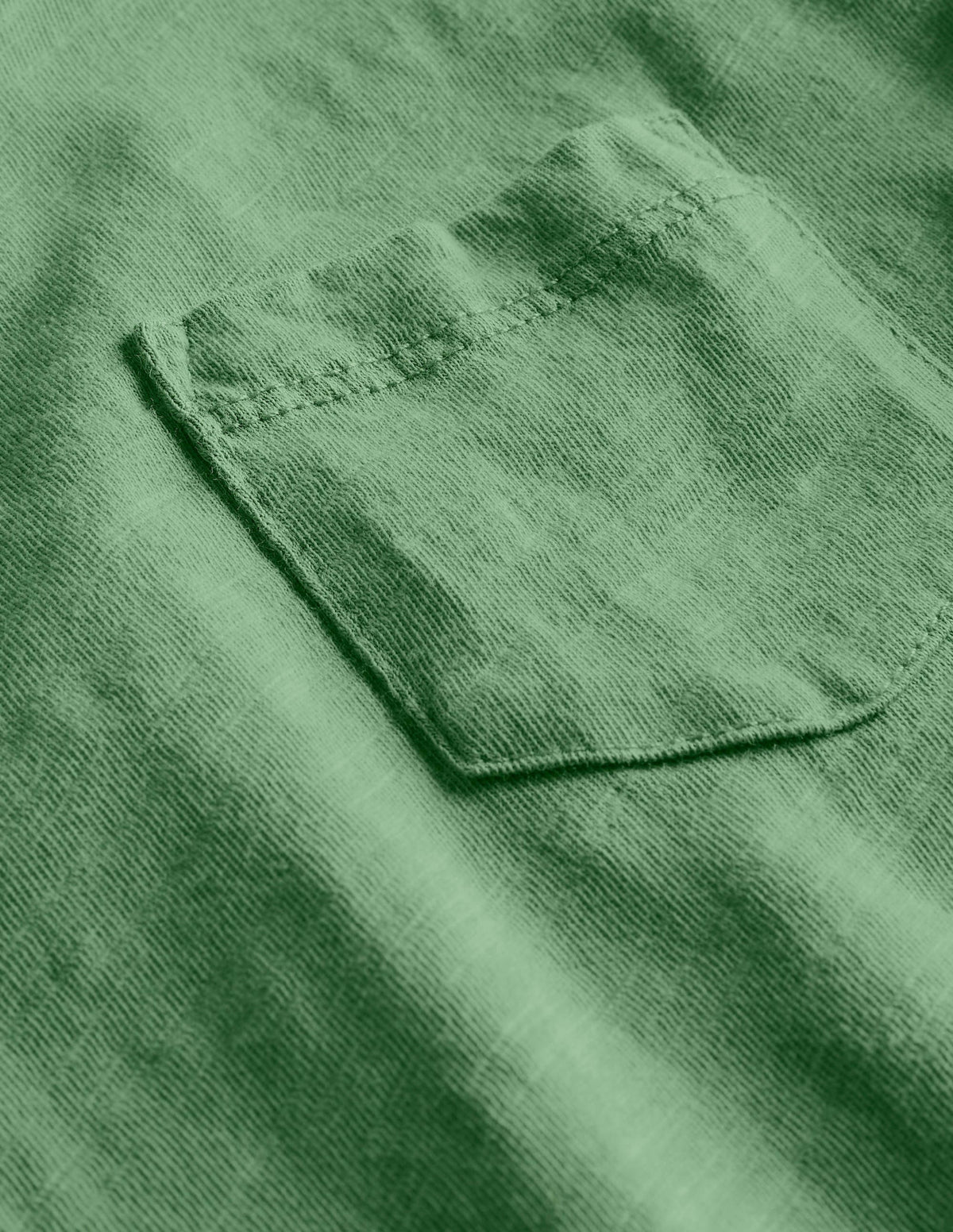 Vorgewaschenes Flammgarn-T-Shirt mit Stückfärbung-Dunkles Grasgrün-3
