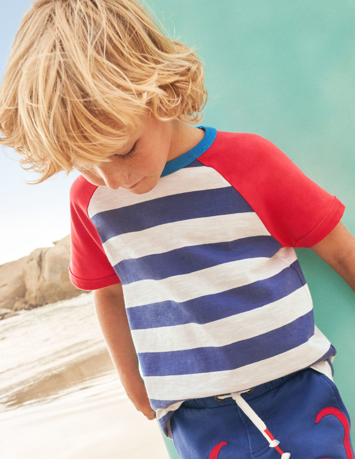 Raglan-T-Shirt in Blockfarben-Segelblau/Ecru-5