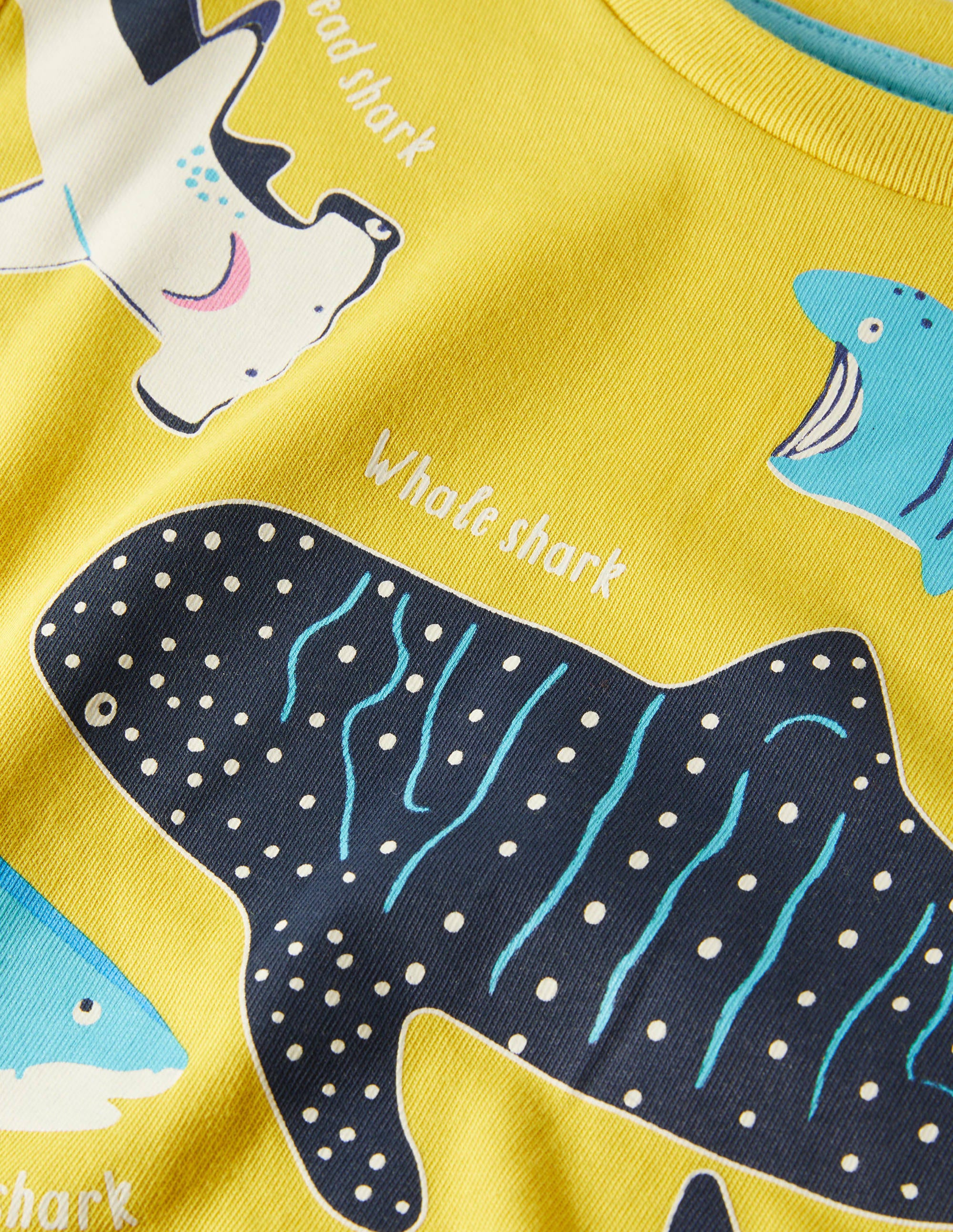 Im Dunkeln leuchtendes Ozean-T-Shirt-Maisgelb, Haie - Image 3