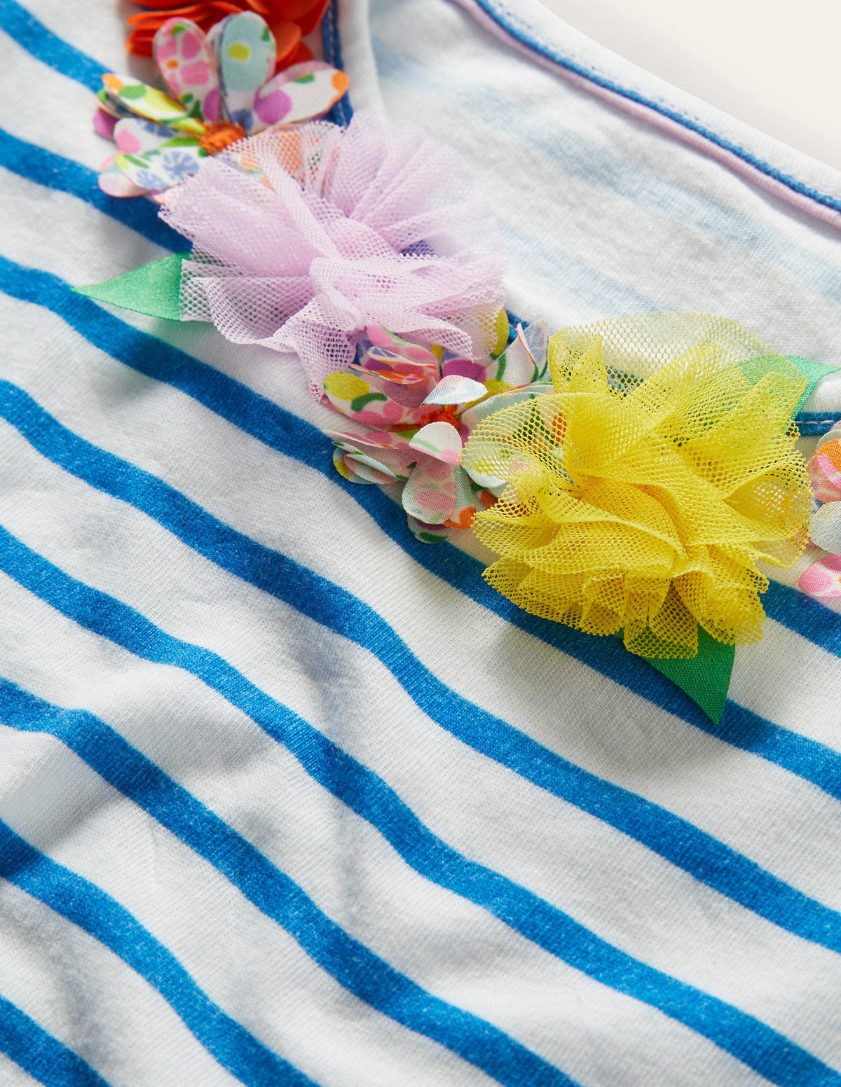 Ruffle Interest logo T-shirt-Ivory / Bright Marina Floral-3