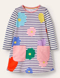 Fröhliches Jerseykleid mit Tasche-Naturweiß/Blau, Regenbogenfarbene Blumen