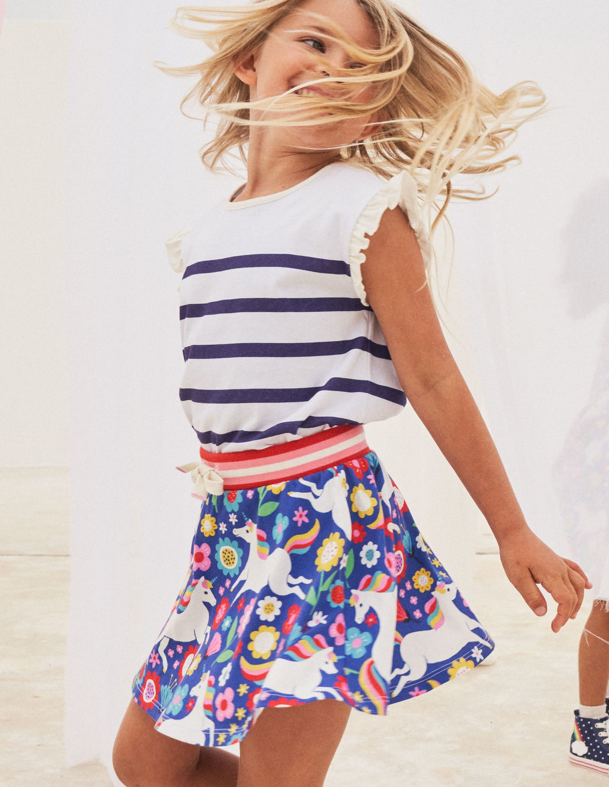 Gemusterter Jersey-Skort-Glockenblumenblau, Einhorn-/Blumenmuster-4