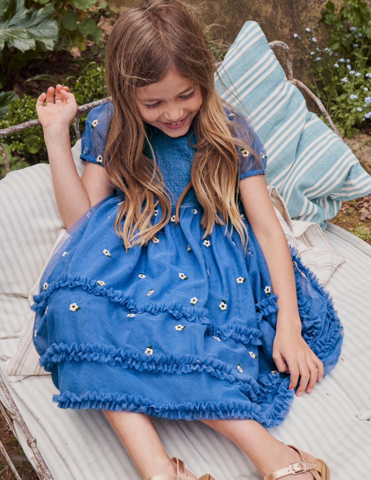 Gestuftes Tüllkleid-Elisabethanisches Blau-4