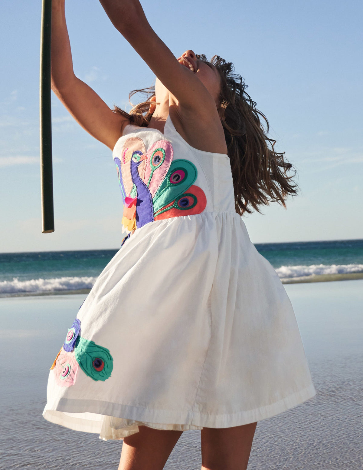 Kleid mit Pfau-Applikation-Naturweiß-6