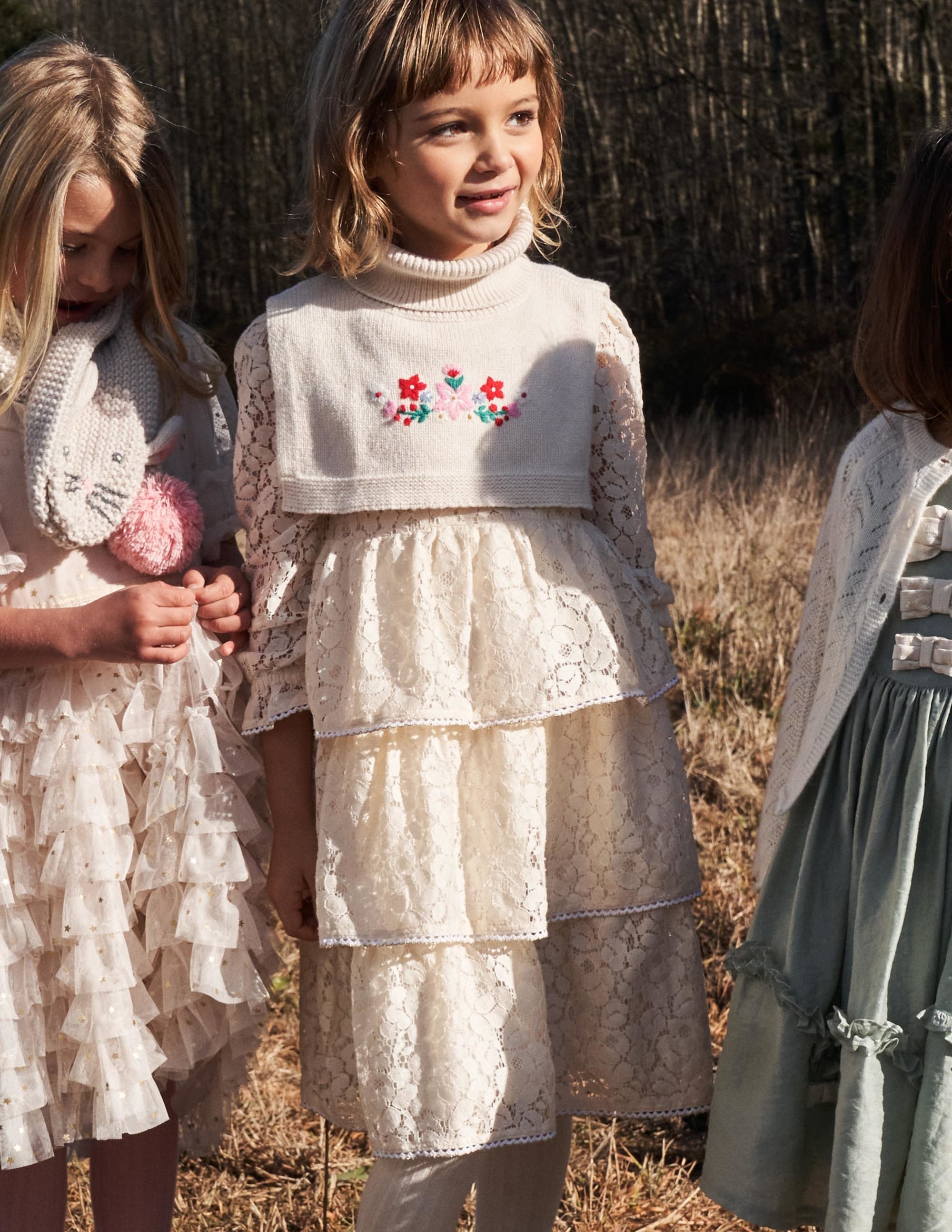 Gestuftes Spitzen-Partykleid-Vanille - Image 4