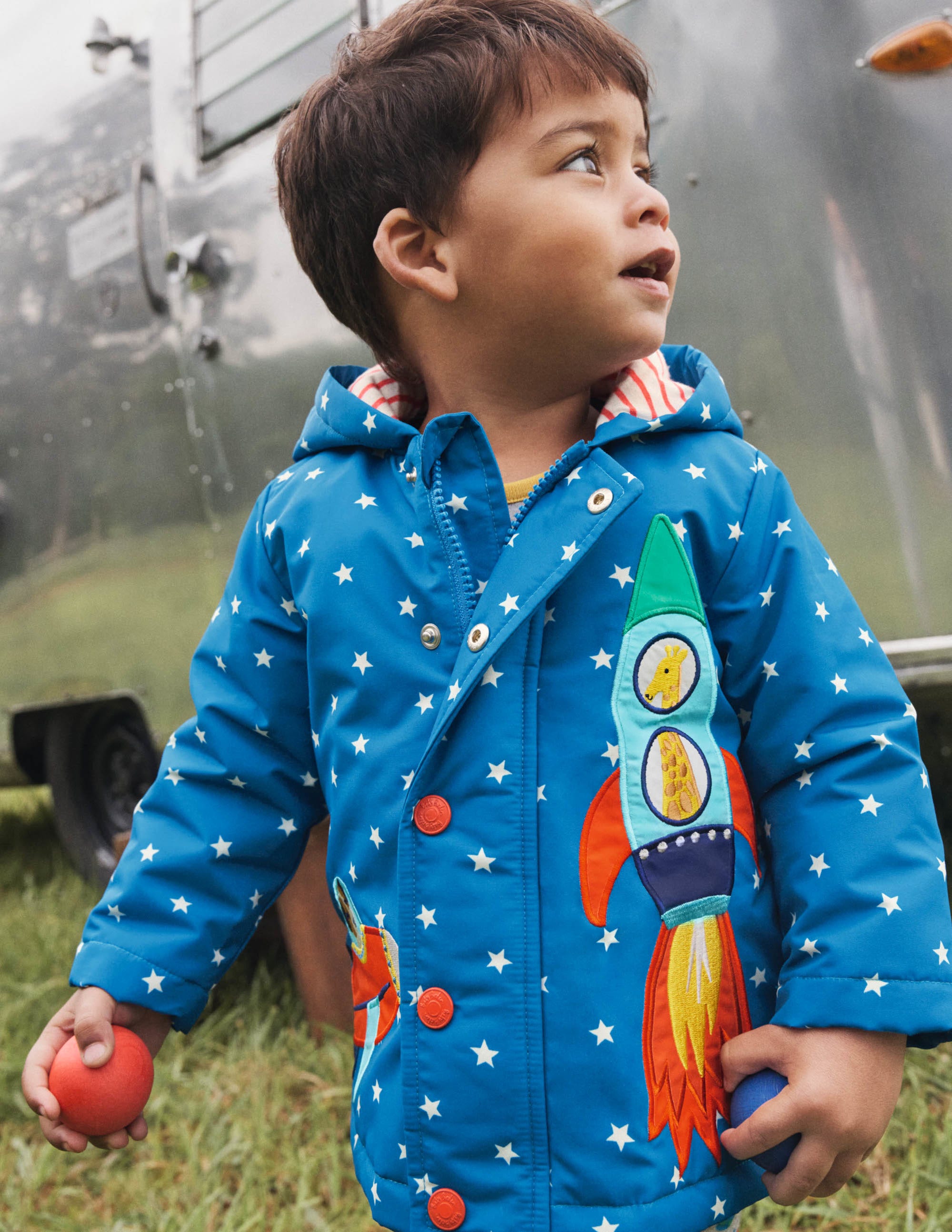 Regenjacke mit Applikation-Strahlendes Marineblau/Naturweiß, Weltall - Image 4