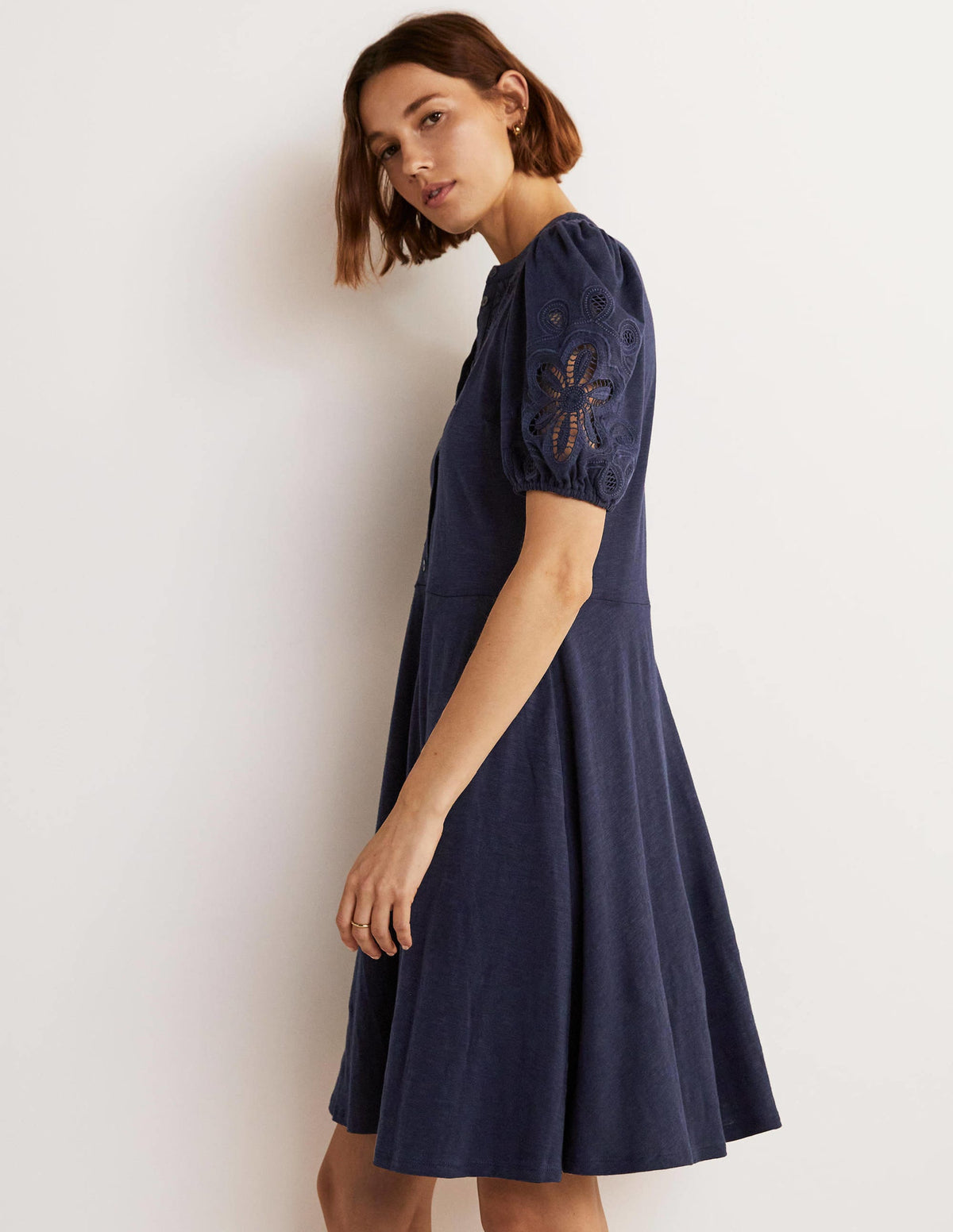 Robe-chemise brodée en jersey-Bleu marine - Image 4