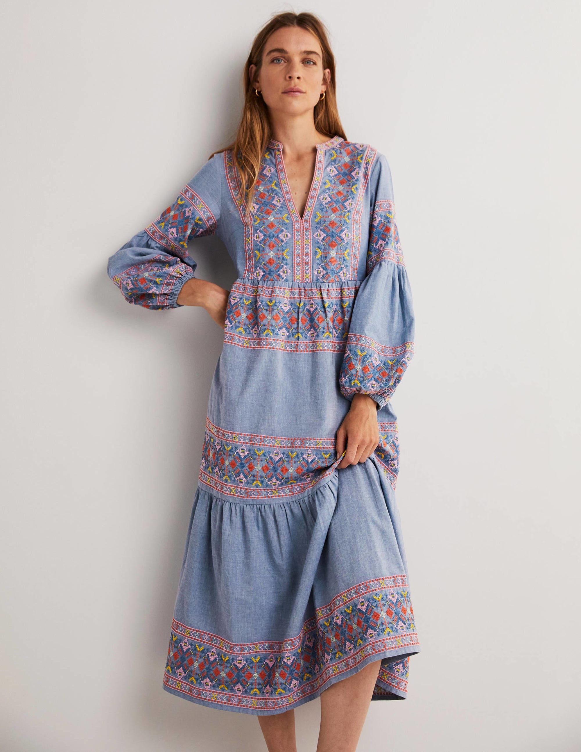 Maxi-Stufenkleid mit Stickerei-Heller Faux-Uni - Image 4