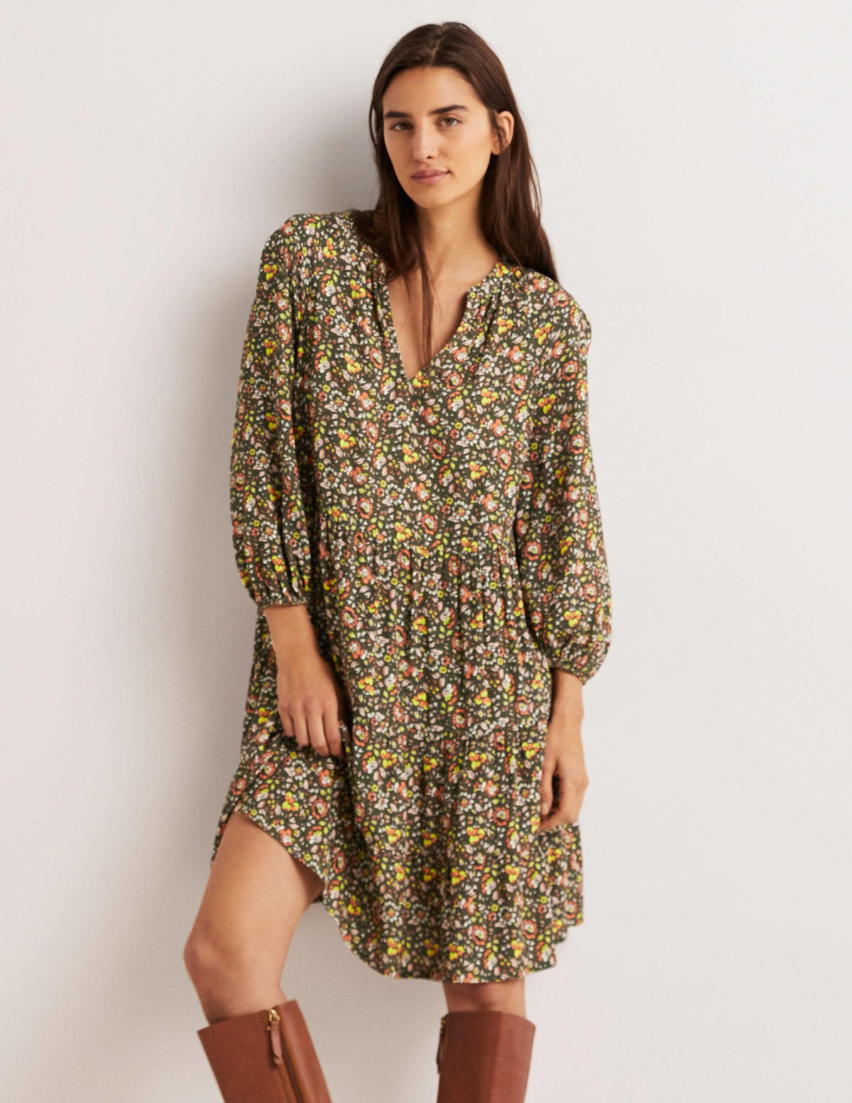 Robe volantée à col cranté-Basilic, motif Botanic Meadow - Image 1