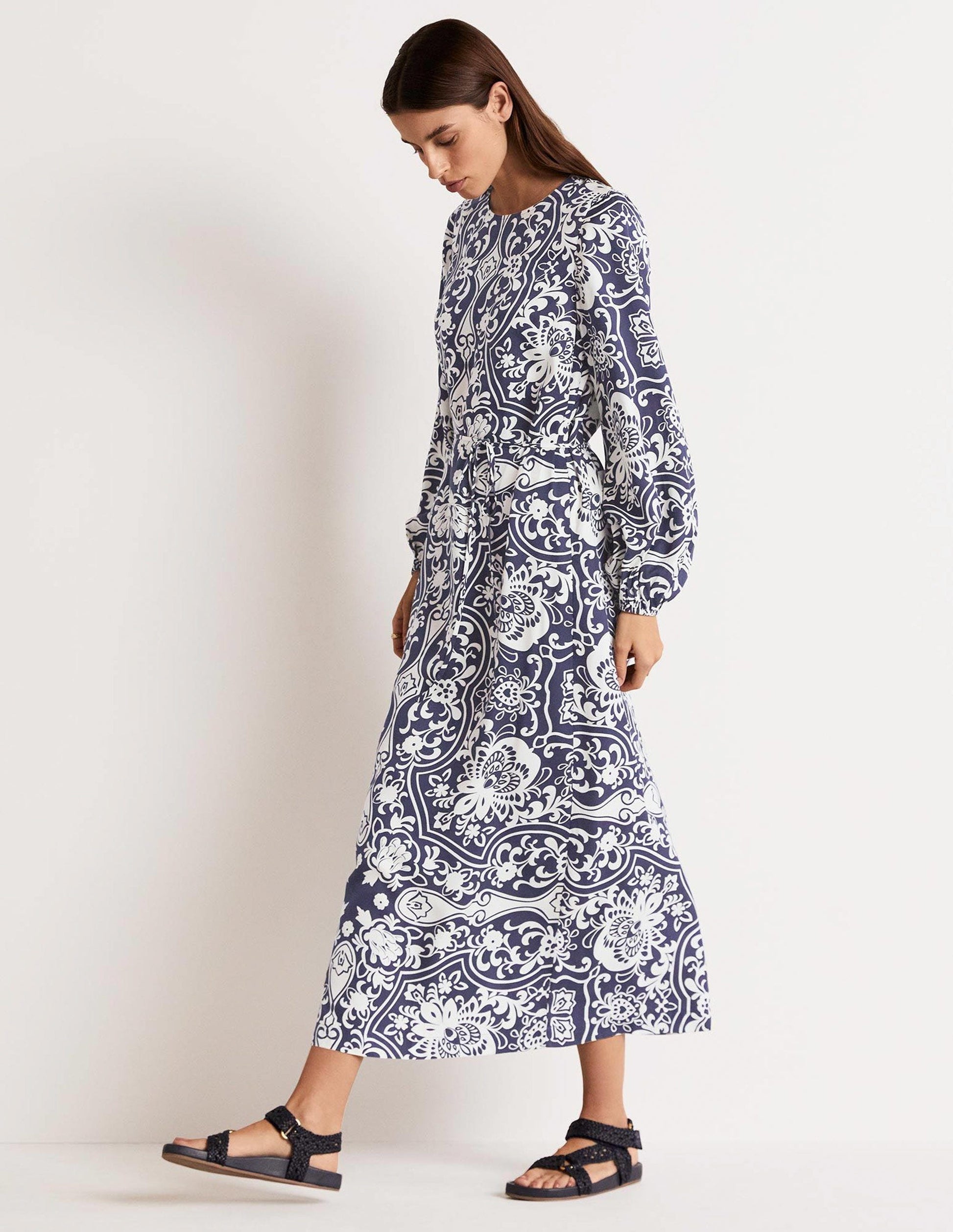 Langärmliges Säulen-Midikleid-Navy, Blütenornamente-5
