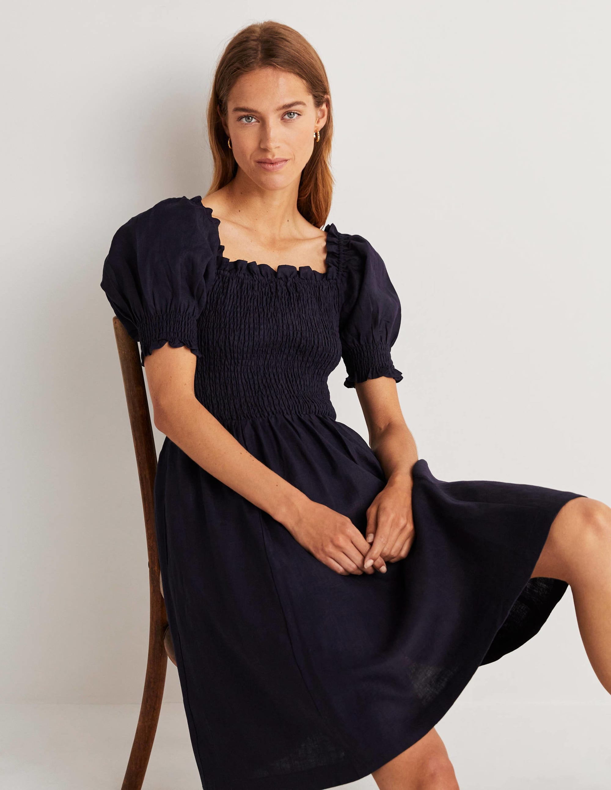 Minikleid mit gesmoktem Oberteil-Marineblau - Image 8